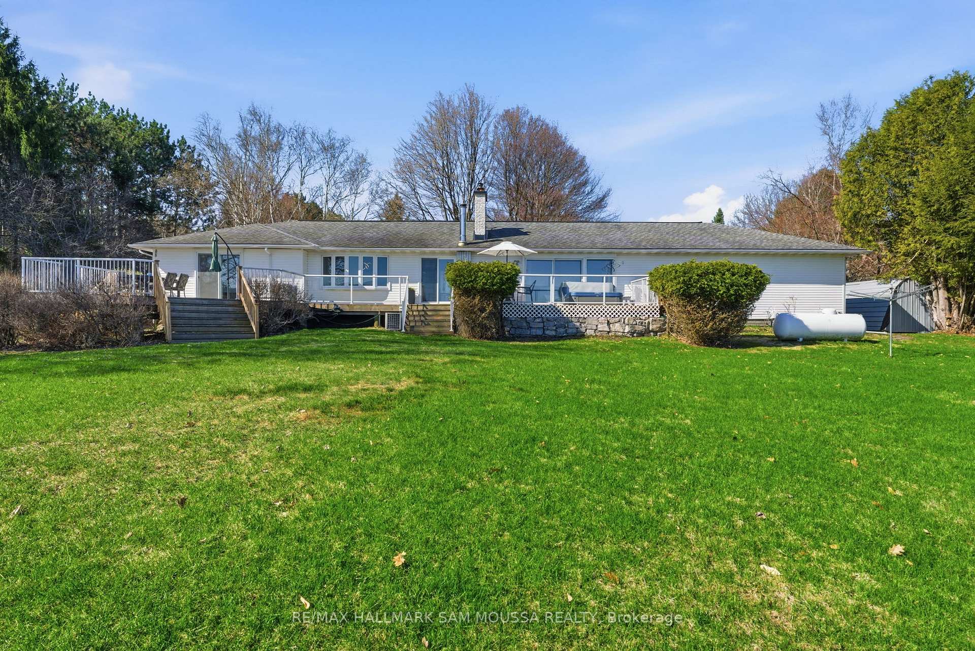 Photo 39 of 122 Colonel Nicholson Lane, Ottawa, Constance Bay — HOMEH