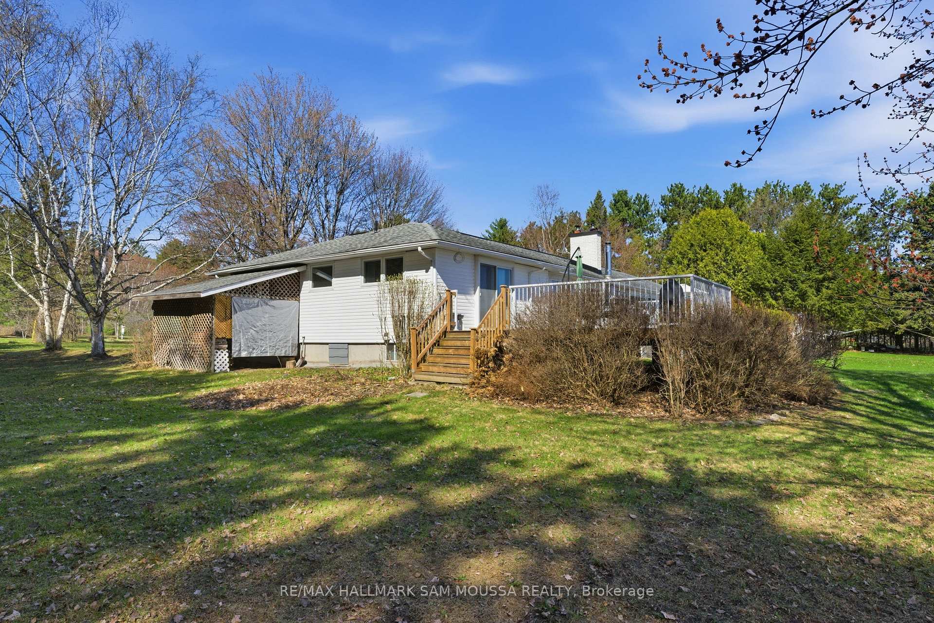 Photo 41 of 122 Colonel Nicholson Lane, Ottawa, Constance Bay — HOMEH