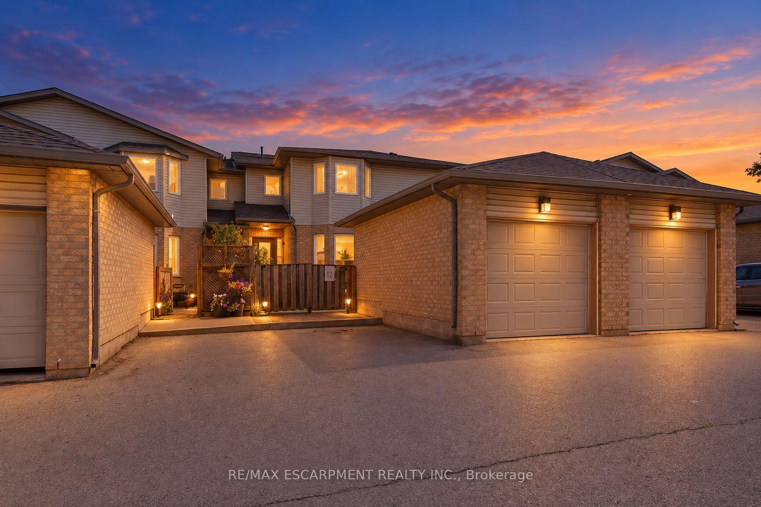 Photo 2 of 47 Dynasty Avenue, Hamilton, Stoney Creek — HOMEH