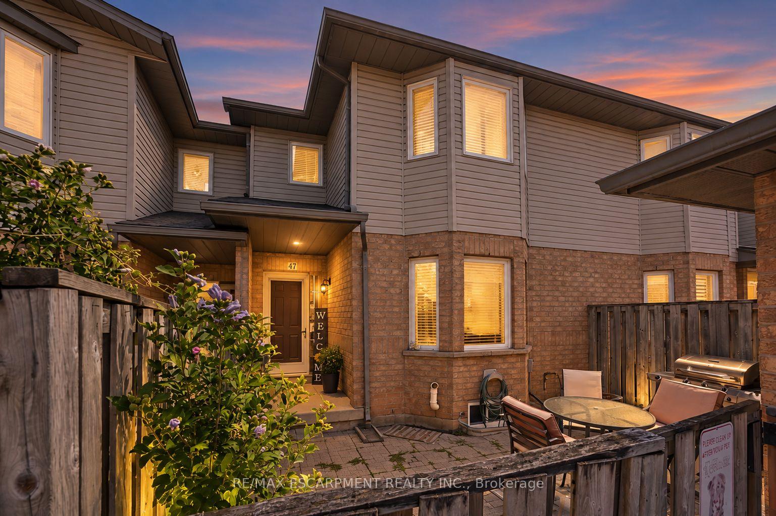 Photo 16 of 47 Dynasty Avenue, Hamilton, Stoney Creek — HOMEH