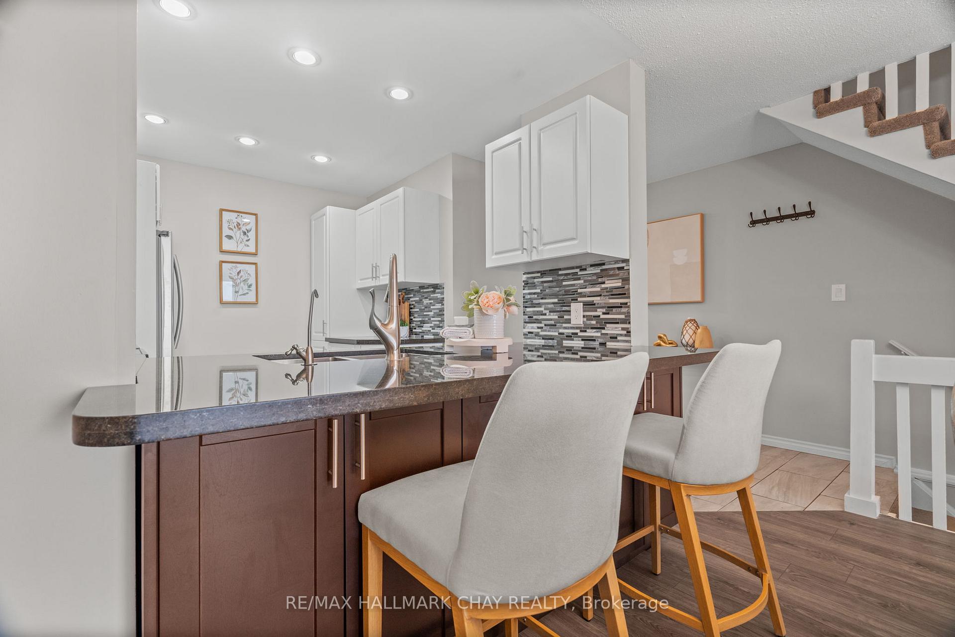 Photo 9 of Unit 4, 1 Olive Crescent, Orillia — HOMEH