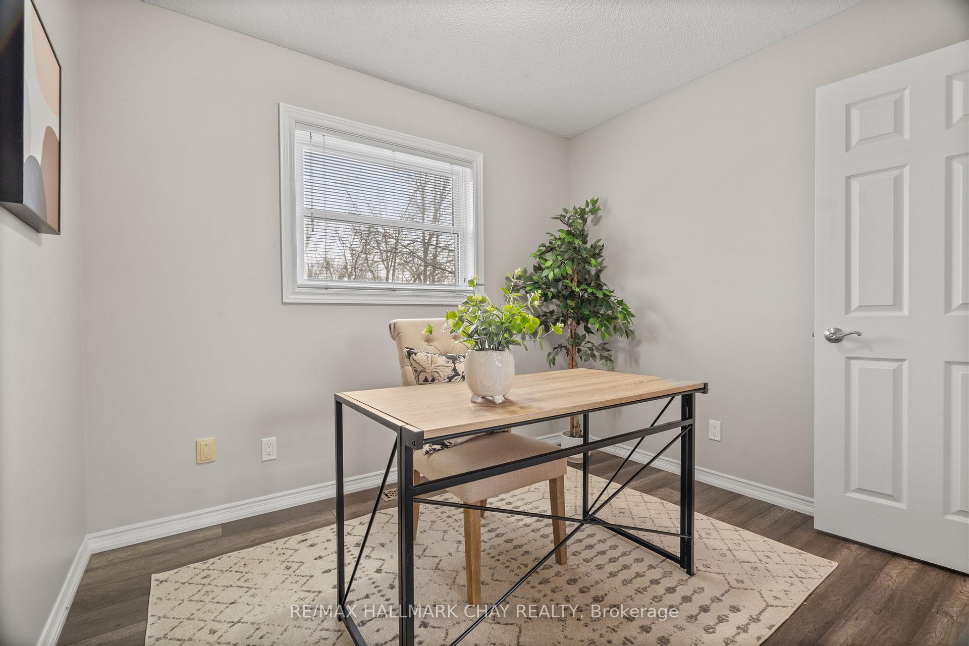 Photo 18 of Unit 4, 1 Olive Crescent, Orillia — HOMEH