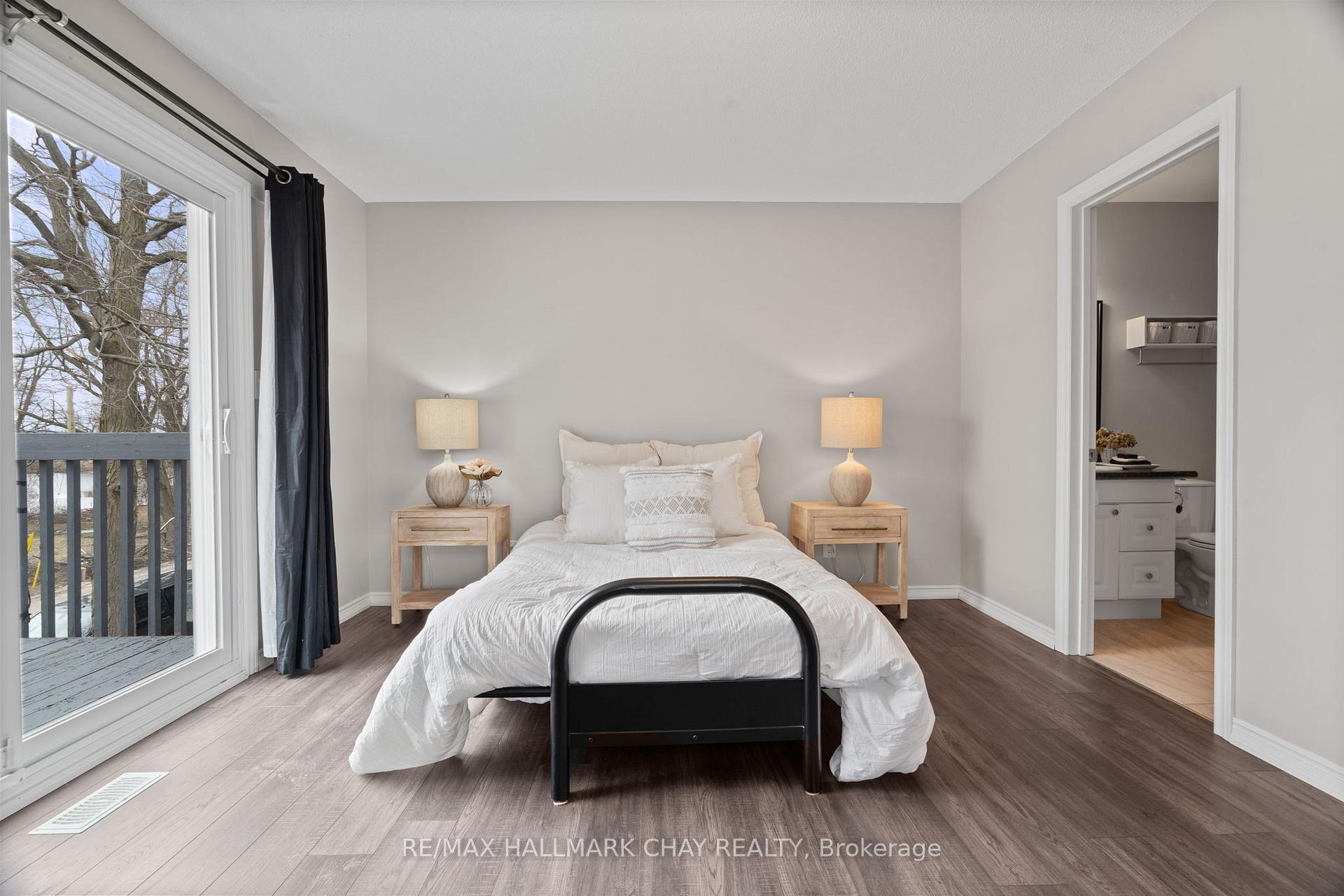 Photo 23 of Unit 4, 1 Olive Crescent, Orillia — HOMEH