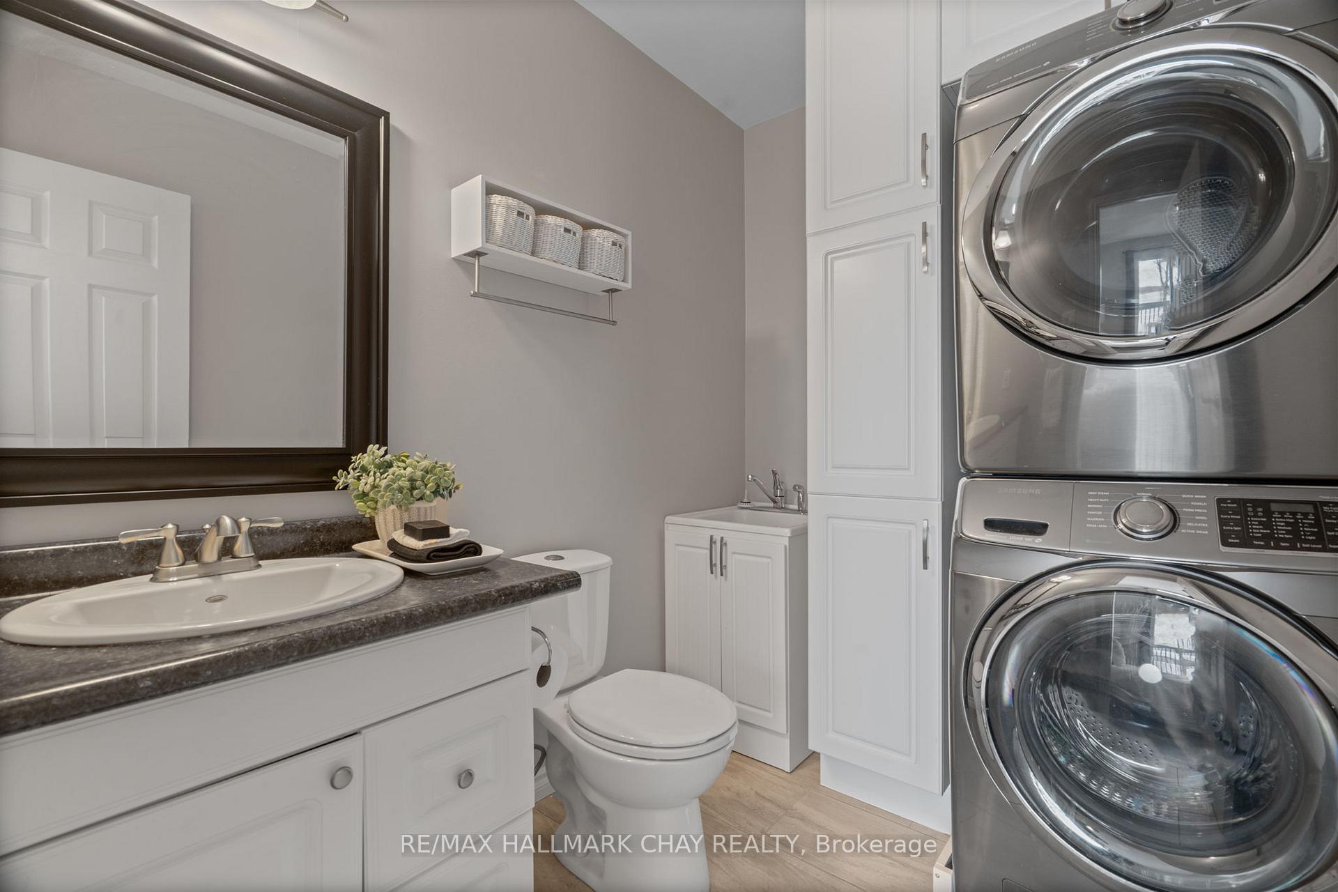 Photo 27 of Unit 4, 1 Olive Crescent, Orillia — HOMEH