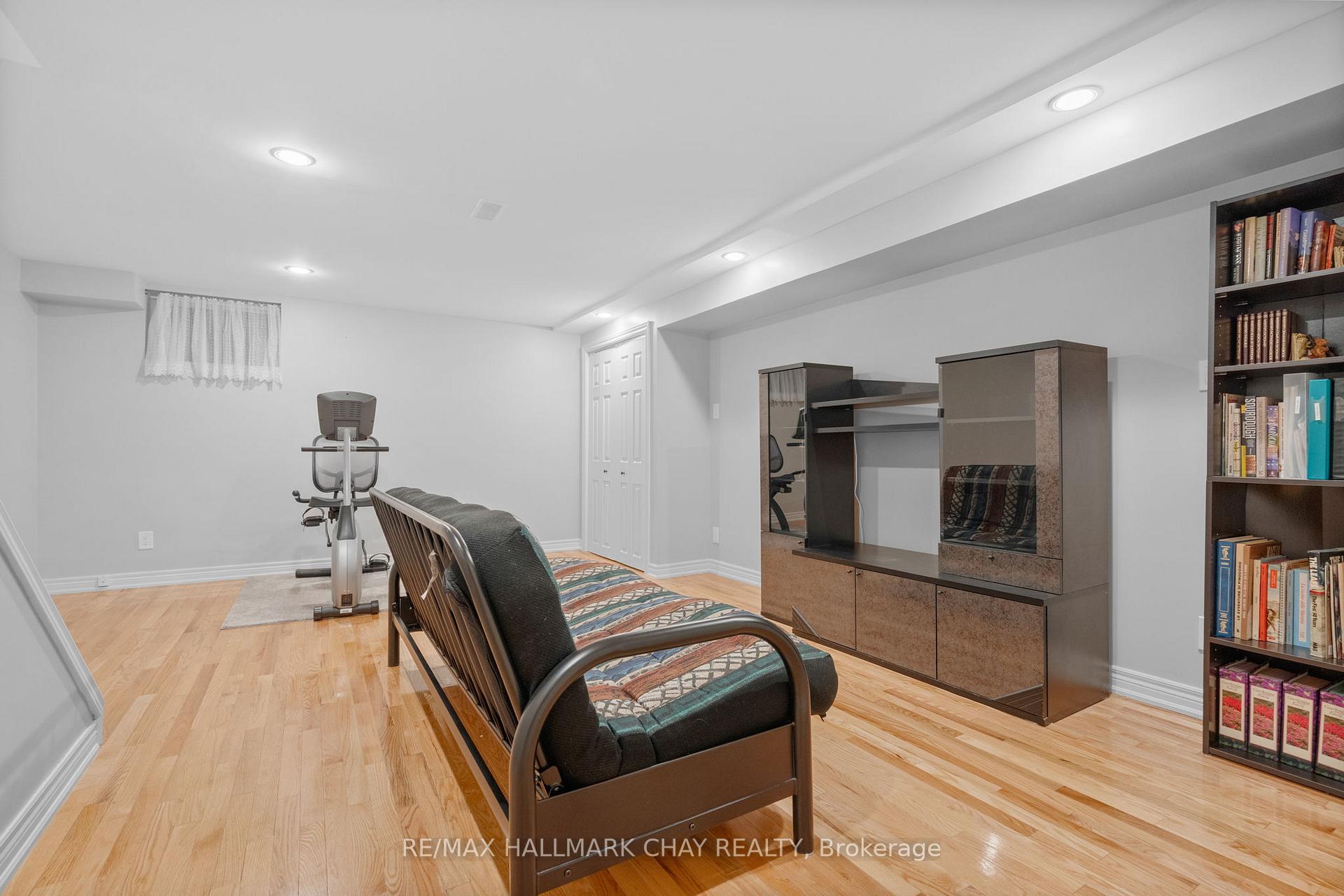 Photo 30 of Unit 4, 1 Olive Crescent, Orillia — HOMEH