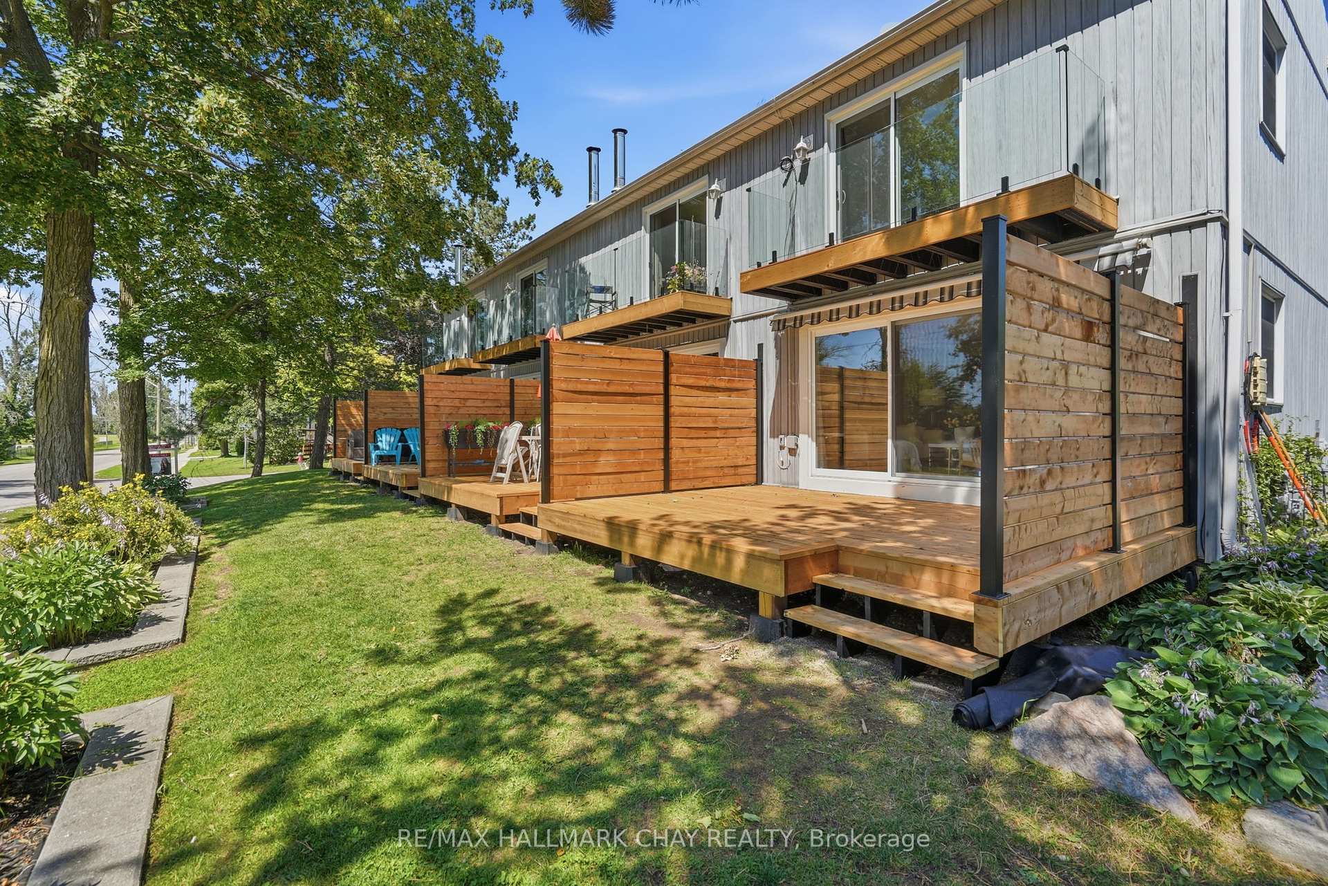 Photo 38 of Unit 4, 1 Olive Crescent, Orillia — HOMEH