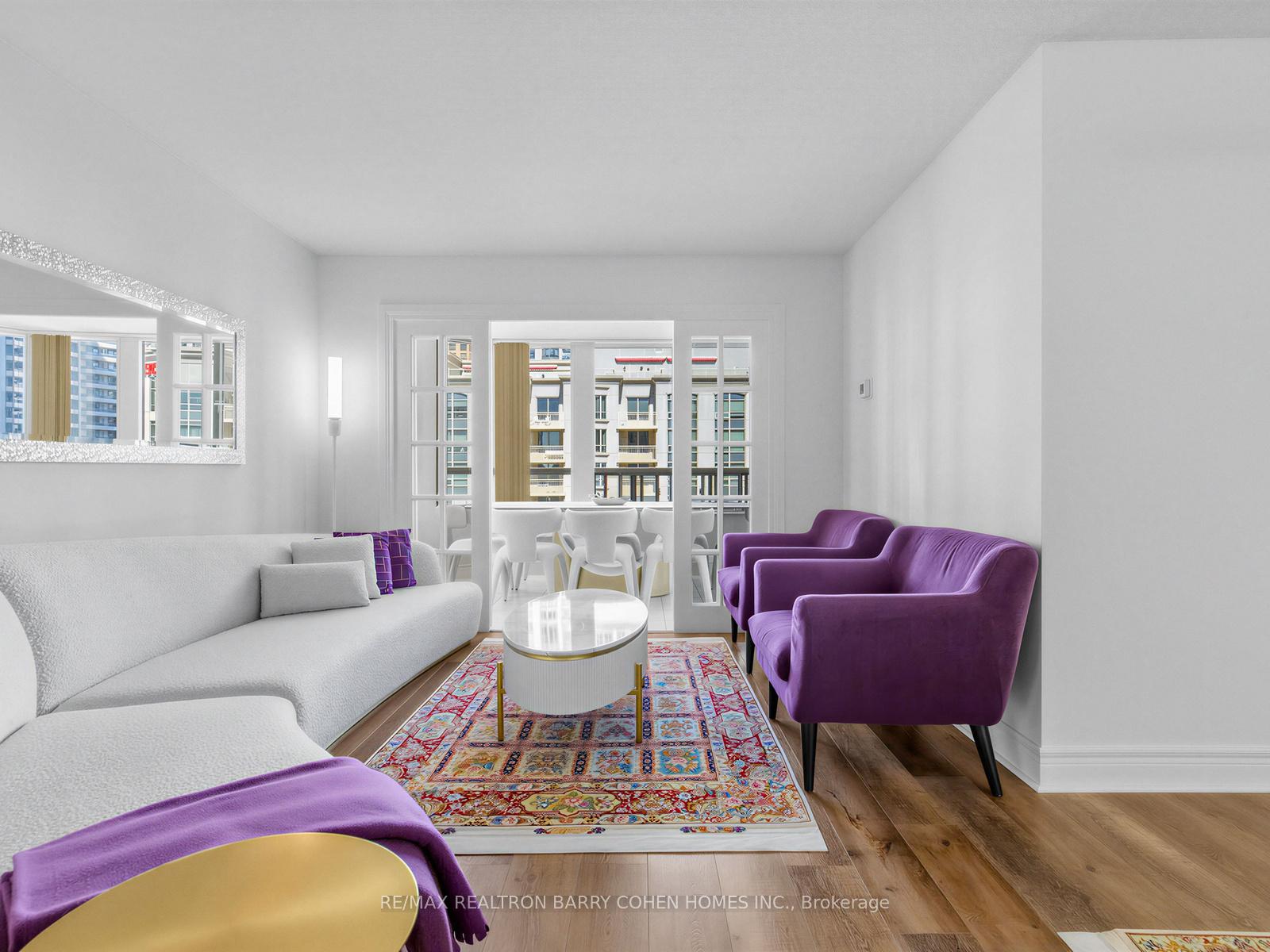 Photo 9 of Unit 812, 5418 Yonge Street, North York, Willowdale West — HOMEH