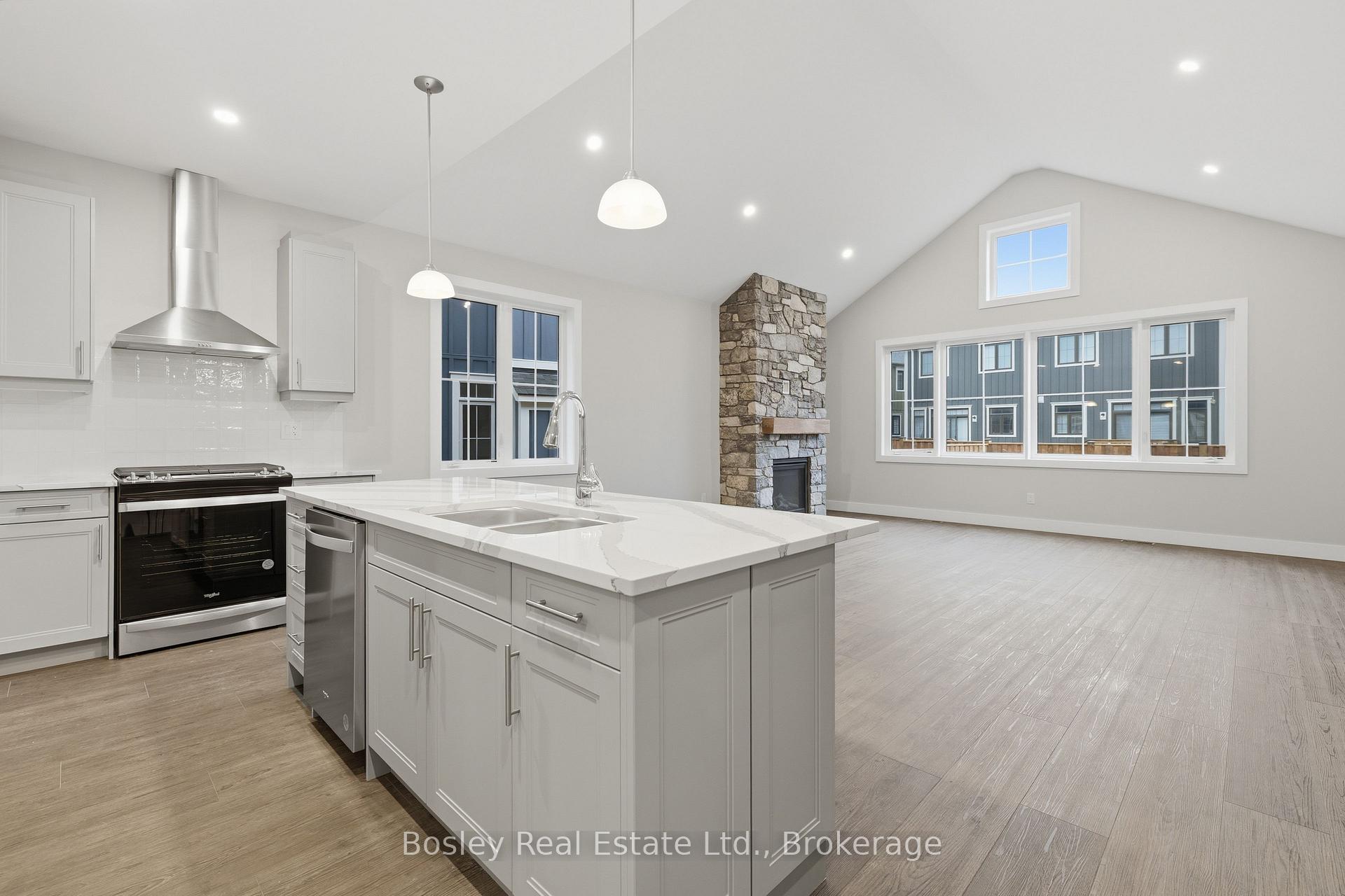 Photo 7 of 163 Sugar Maple Street, Blue Mountains — HOMEH