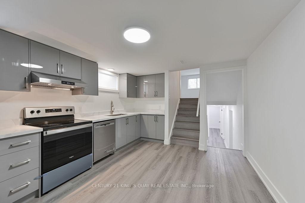 Photo 6 of Unit Lower, 989 Old Cummer Avenue, North York, Bayview Woods-Steeles — HOMEH