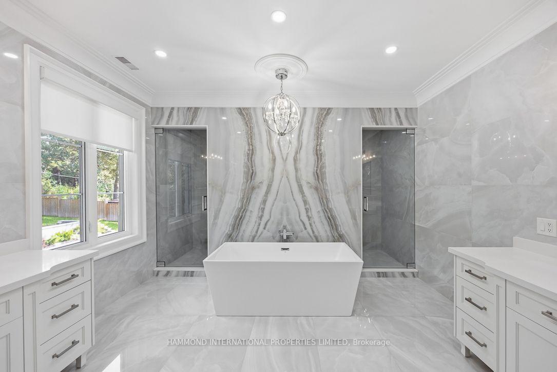 Photo 21 of 118 Laurentide Drive, North York, Parkwoods-Donalda — HOMEH