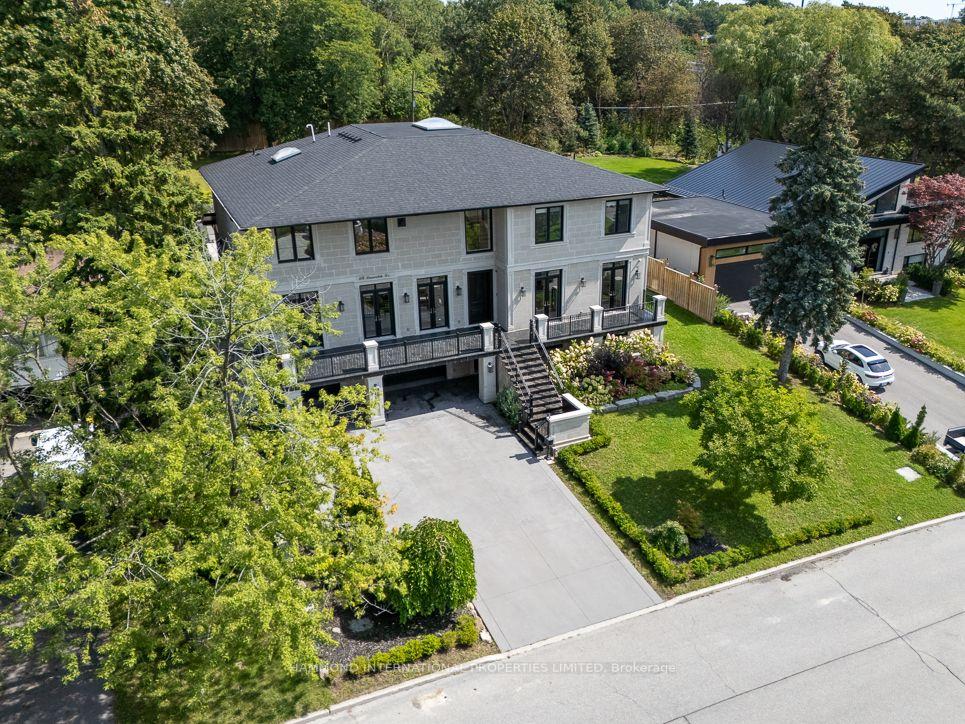 Photo 28 of 118 Laurentide Drive, North York, Parkwoods-Donalda — HOMEH