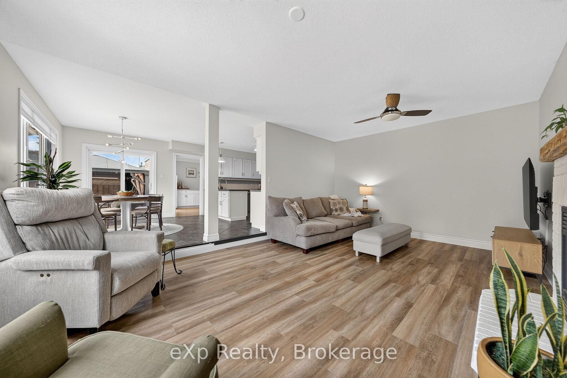 Photo 17 of 42 Pacific Place, Guelph, Dovercliffe Park/Old University — HOMEH
