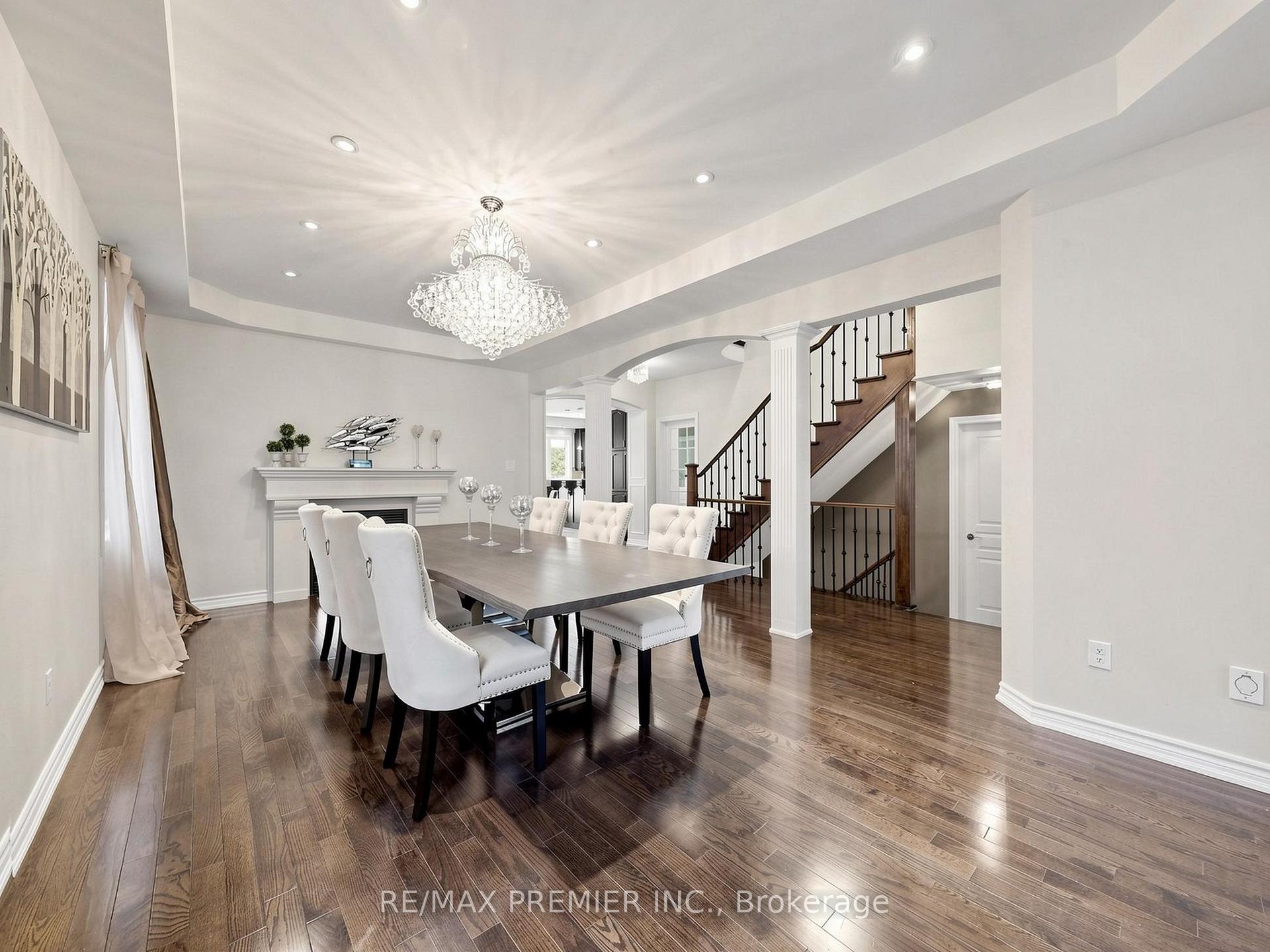 Photo 6 of 50 Ascalon Drive, Vaughan, Patterson — HOMEH