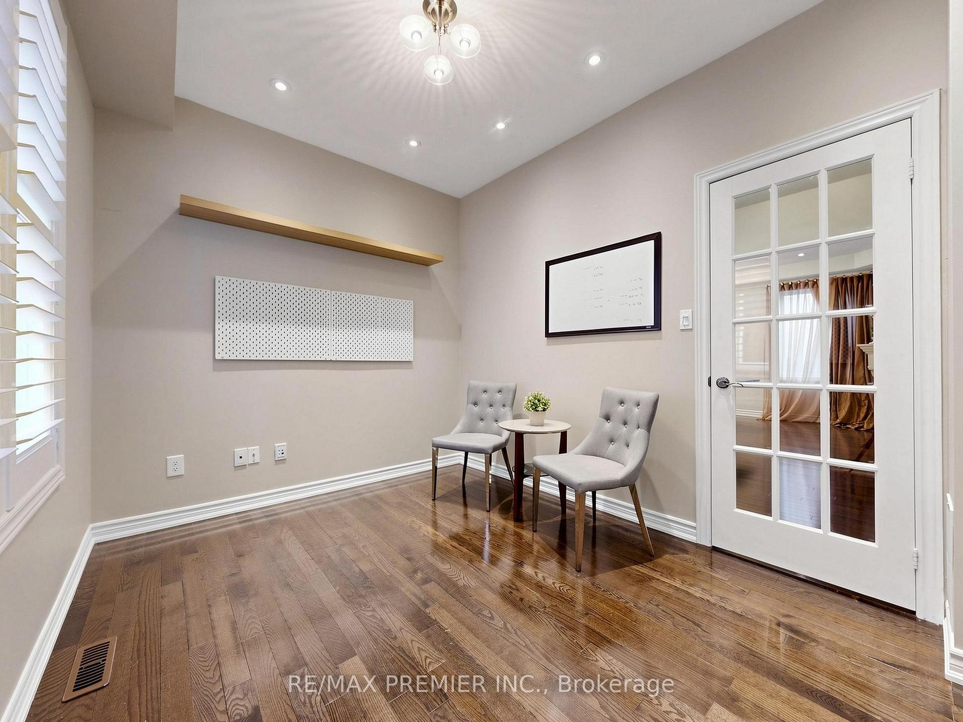 Photo 16 of 50 Ascalon Drive, Vaughan, Patterson — HOMEH