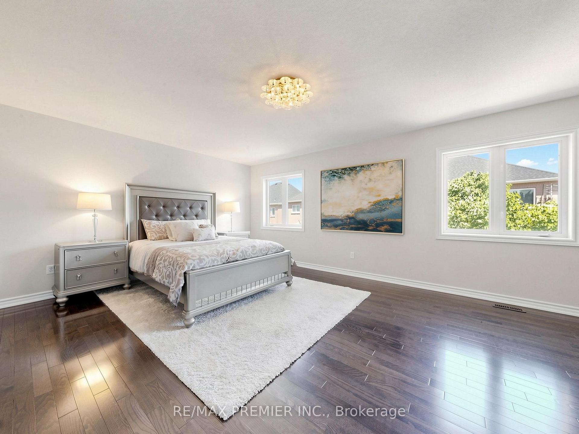 Photo 19 of 50 Ascalon Drive, Vaughan, Patterson — HOMEH