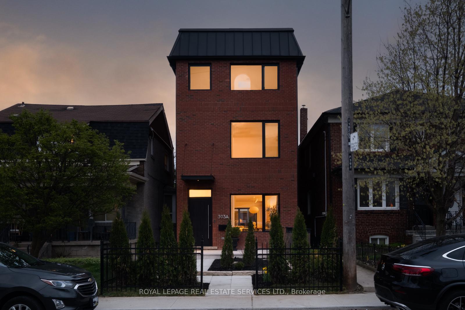 Photo of 393A Arlington Avenue