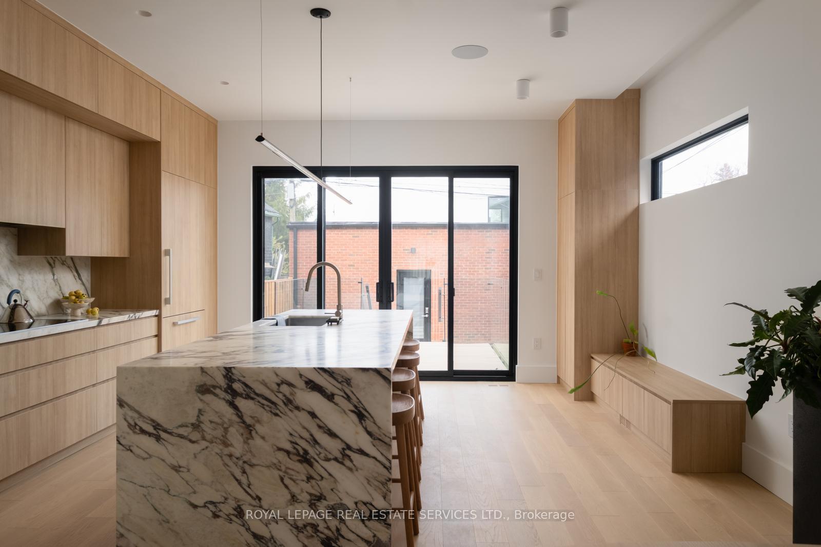 Photo 17 of 393A Arlington Avenue, Toronto, Humewood-Cedarvale — HOMEH