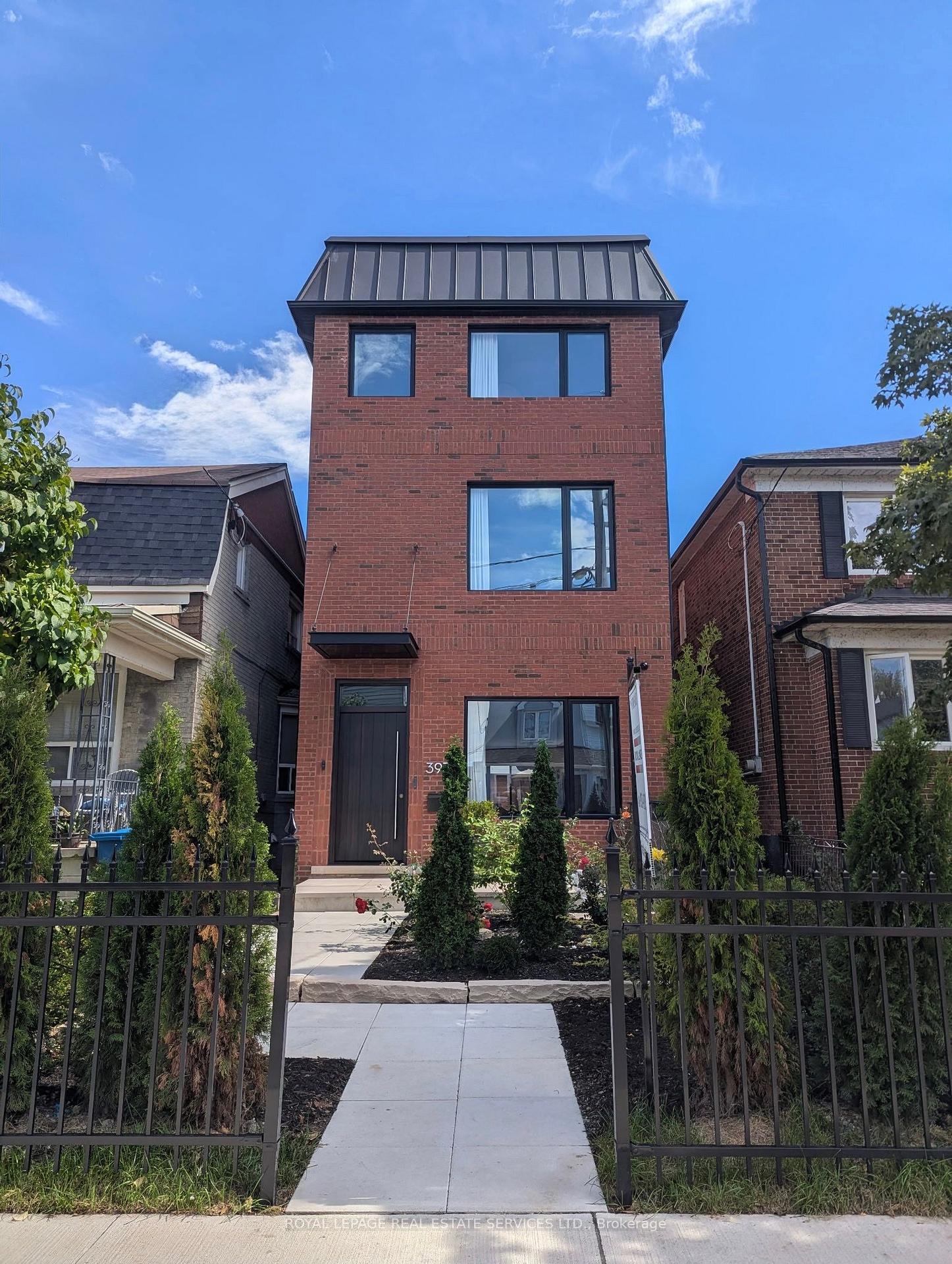 Photo 3 of 393A Arlington Avenue, Toronto, Humewood-Cedarvale — HOMEH