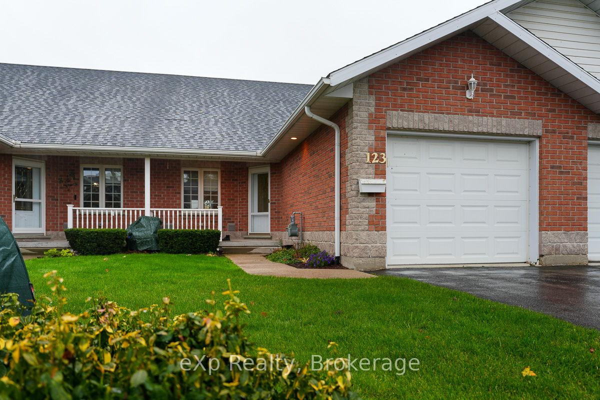 Photo of Unit 3, 123 Church Street N