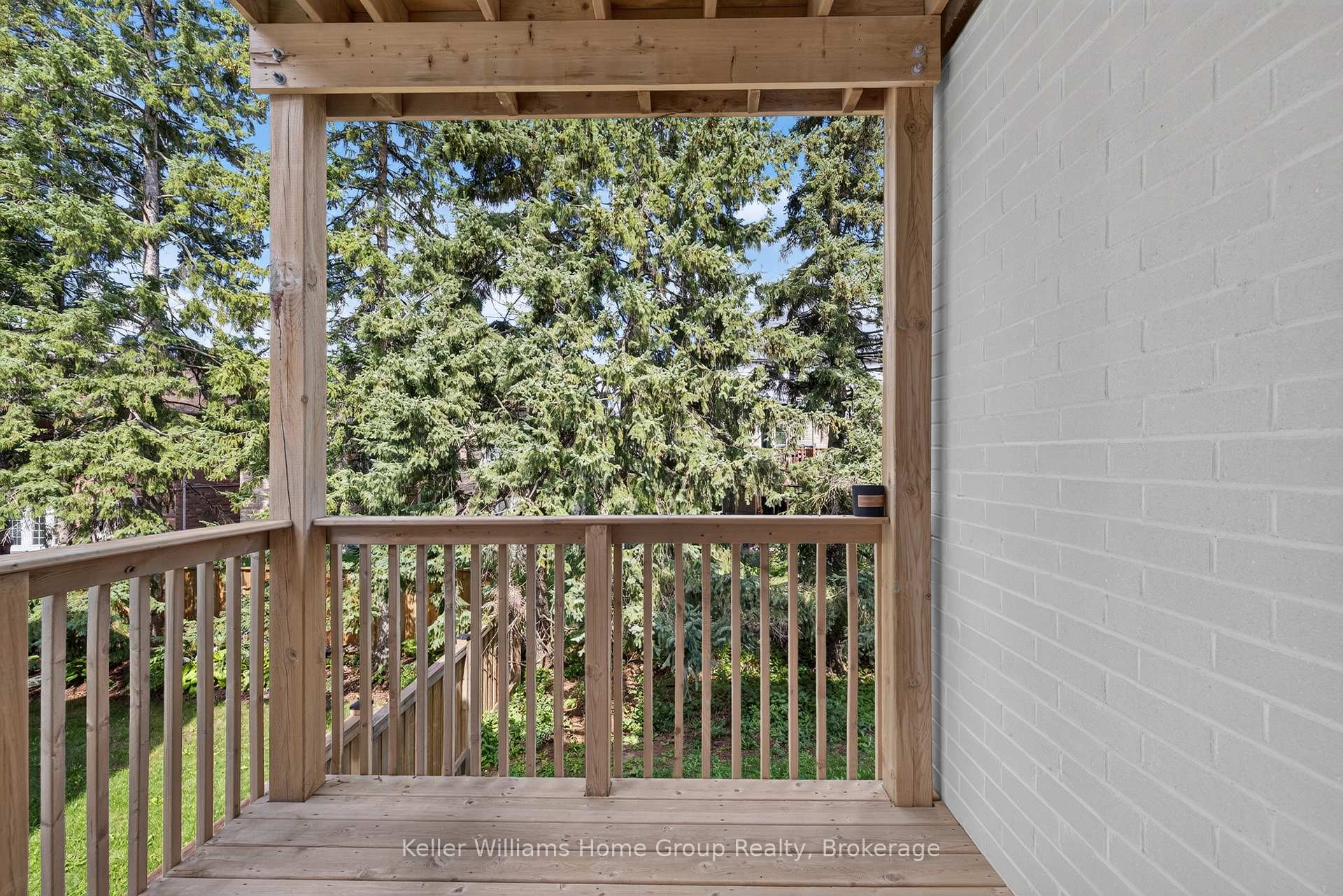 Photo 15 of 23 Ferris Circle, Guelph, Clairfields/Hanlon Business Park — HOMEH