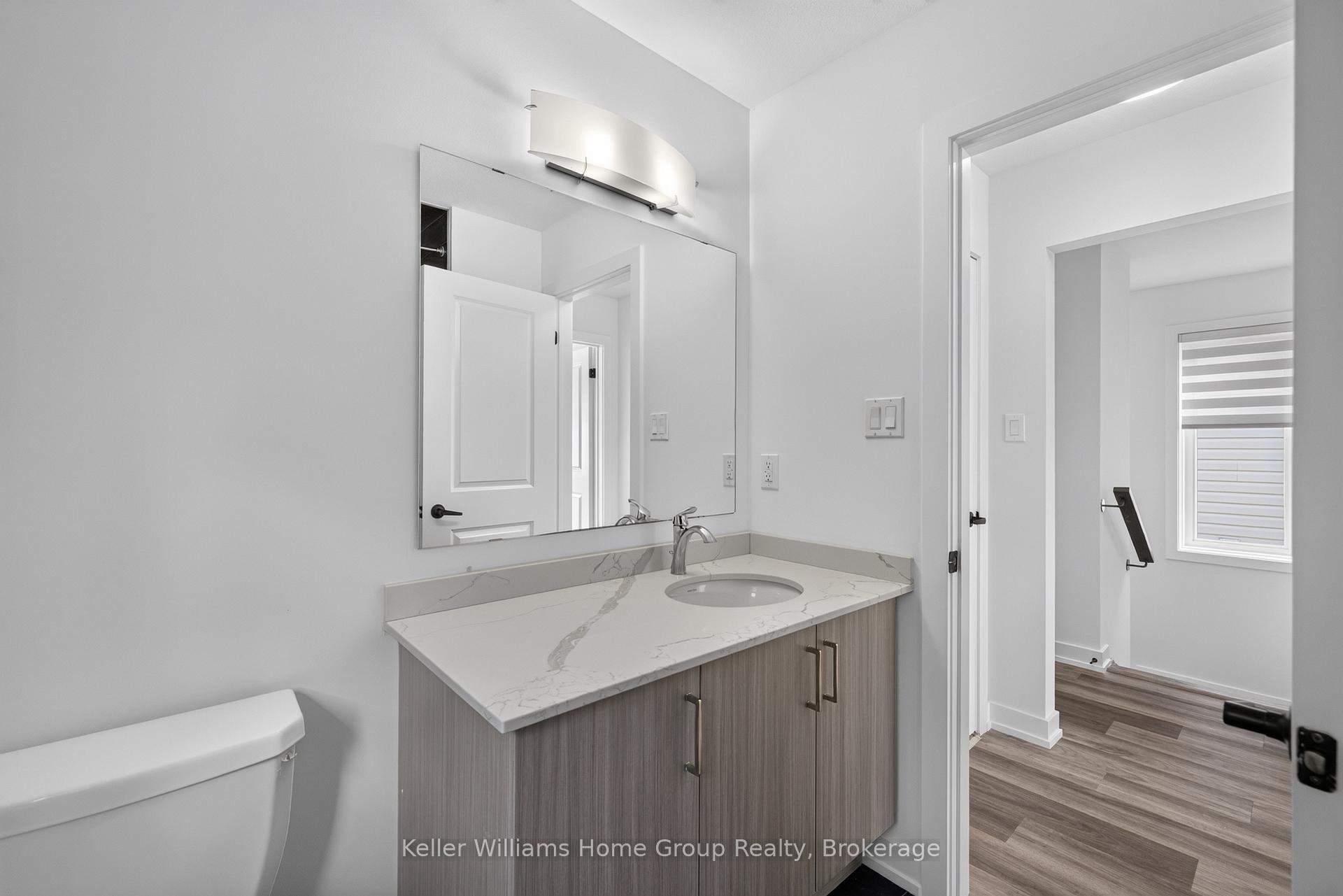 Photo 26 of 23 Ferris Circle, Guelph, Clairfields/Hanlon Business Park — HOMEH