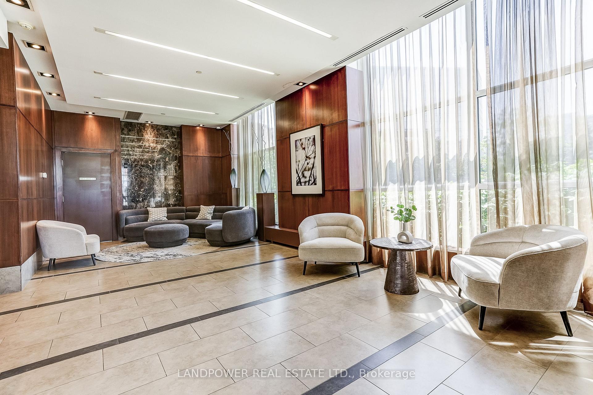 Photo 3 of Unit 2006, 2015 Sheppard Avenue E, North York, Henry Farm — HOMEH