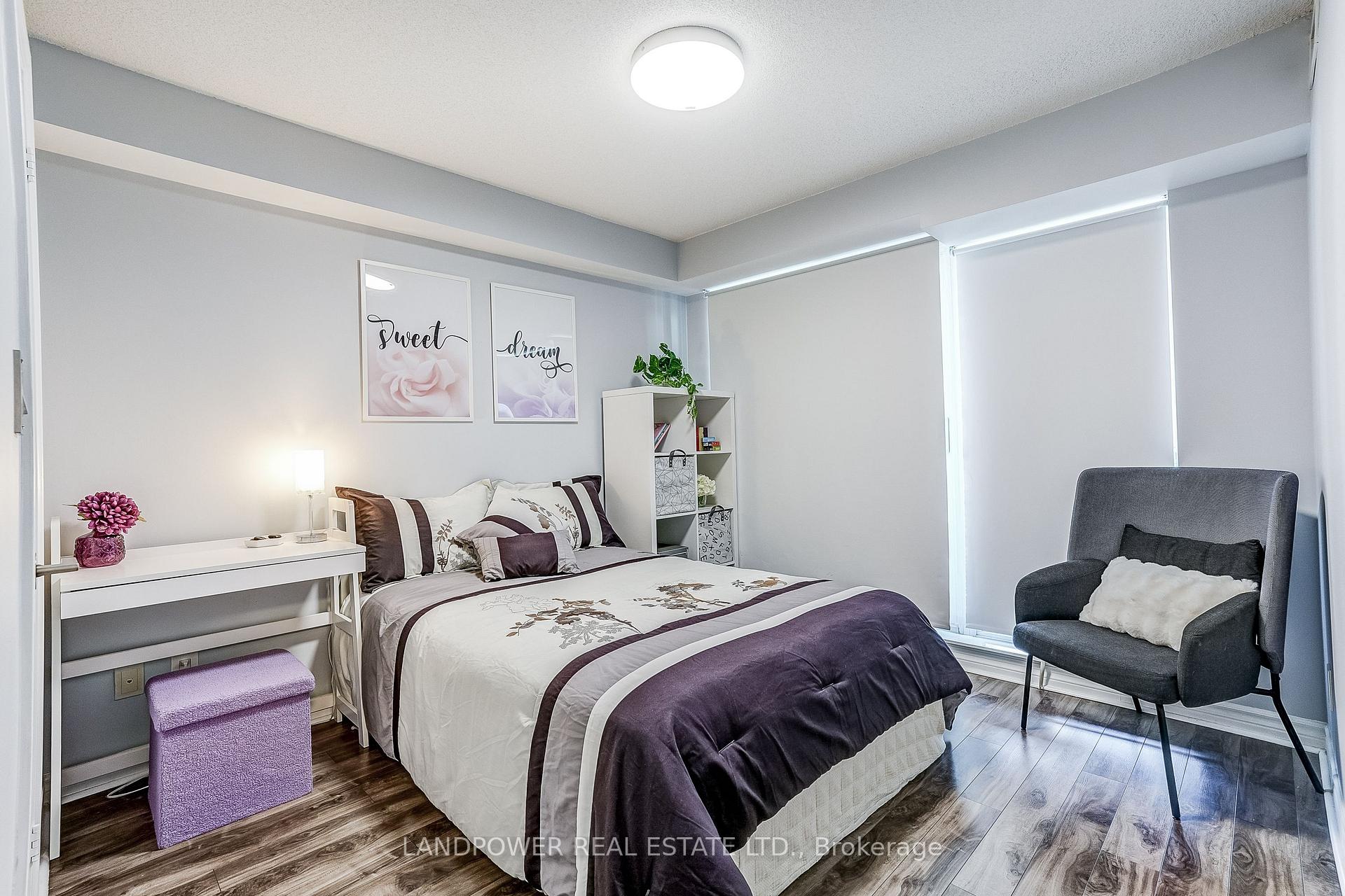 Photo 16 of Unit 2006, 2015 Sheppard Avenue E, North York, Henry Farm — HOMEH