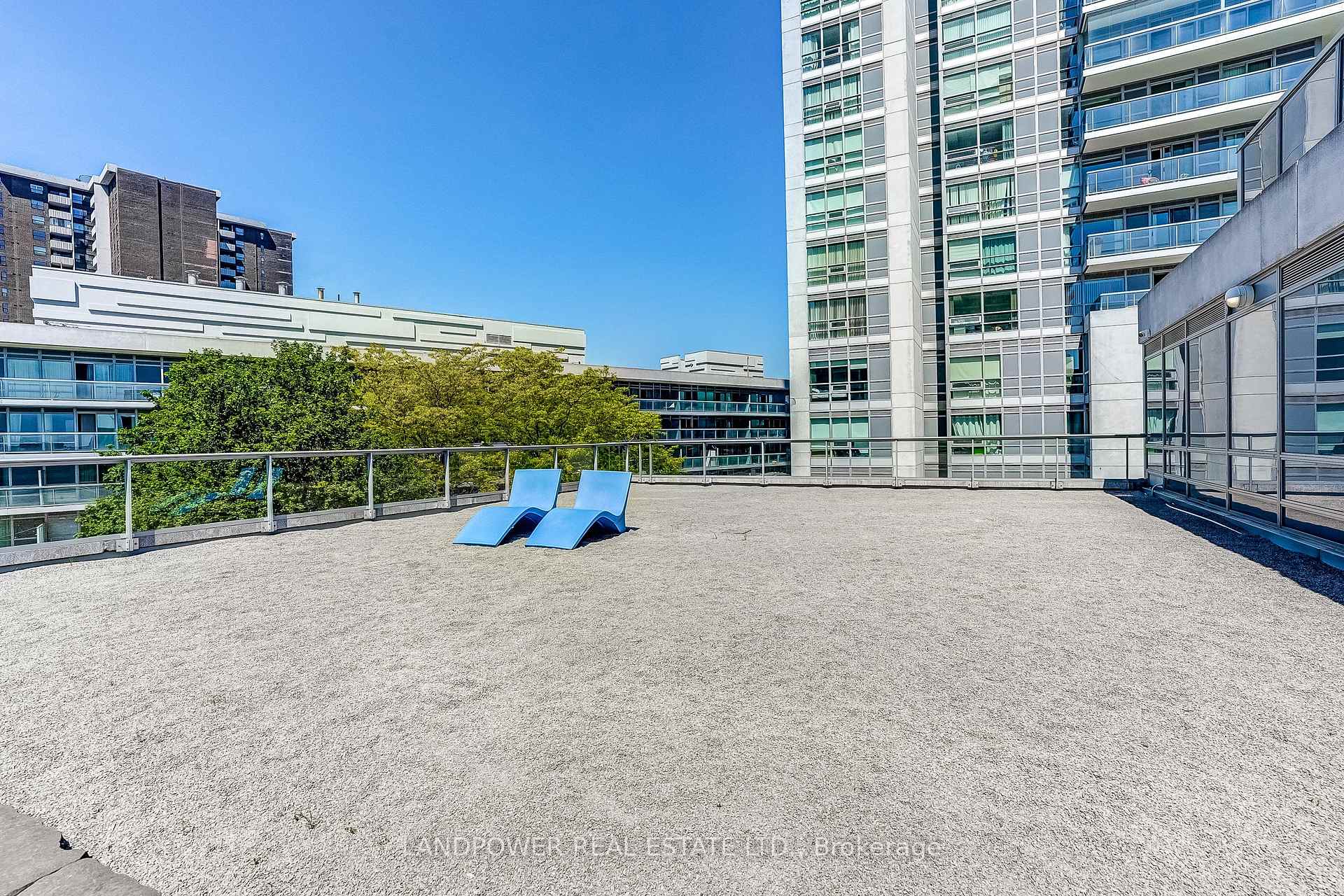 Photo 41 of Unit 2006, 2015 Sheppard Avenue E, North York, Henry Farm — HOMEH