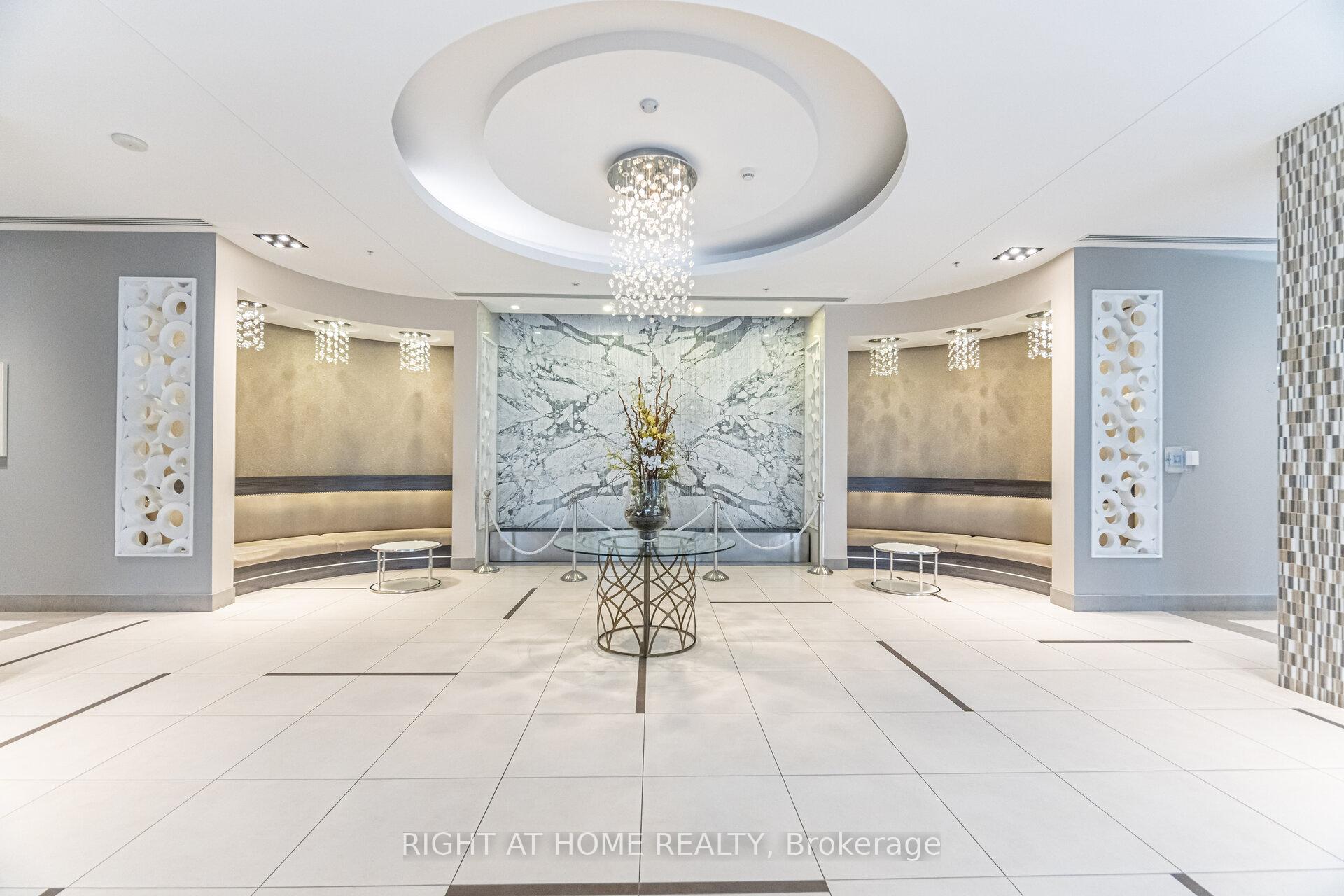 Photo 5 of Unit 612, 85 North Park Road, Vaughan, Beverley Glen — HOMEH