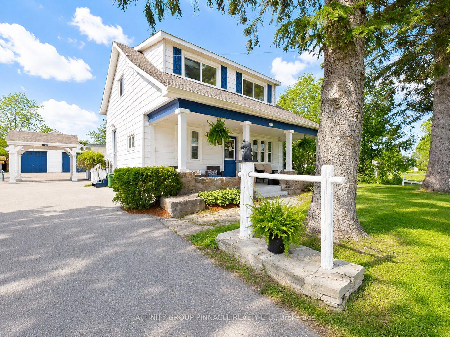 Photo of 15 Prince Street W