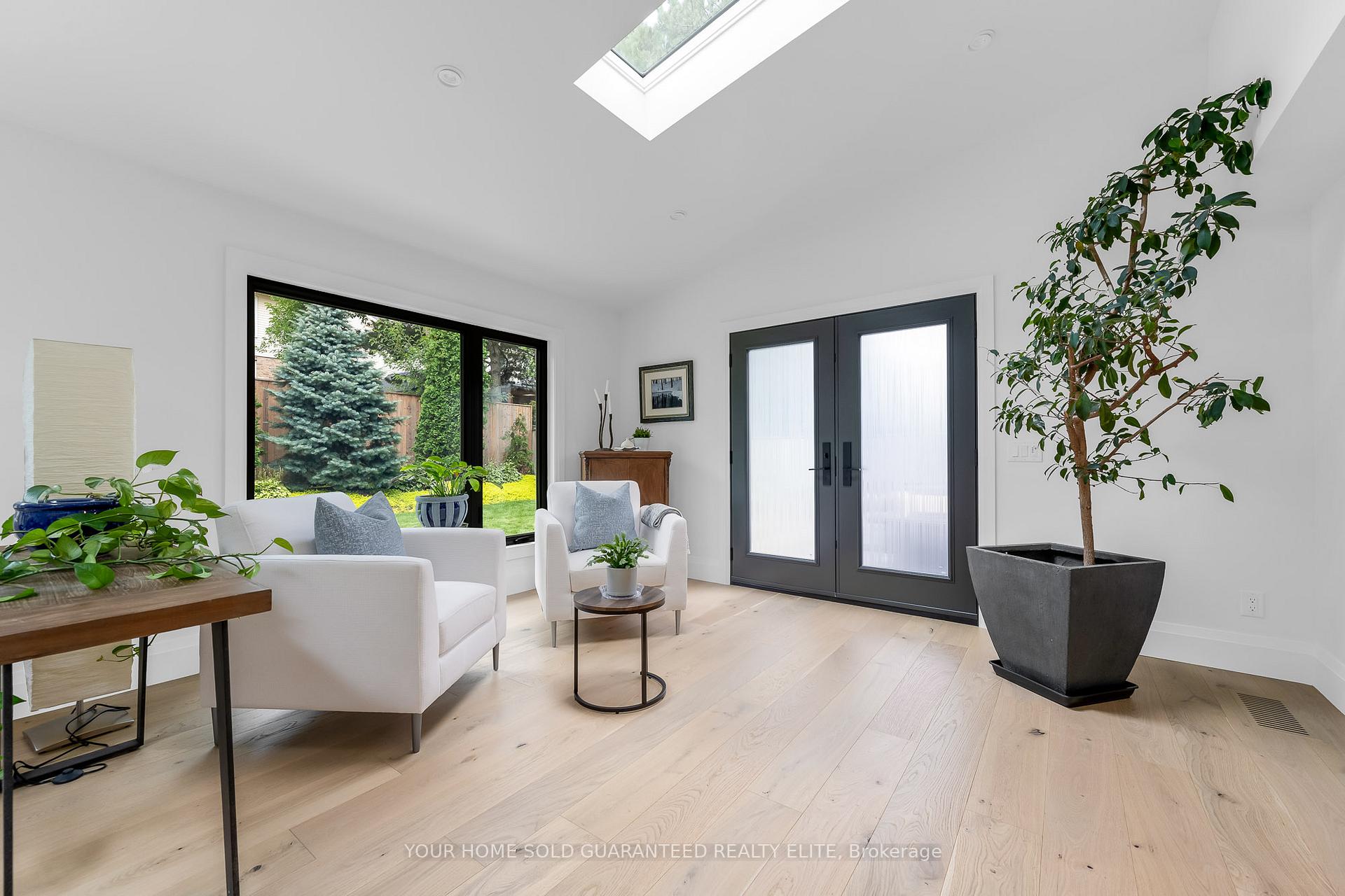 Photo 15 of 16 Whitehall Gate, Pelham, Fonthill — HOMEH