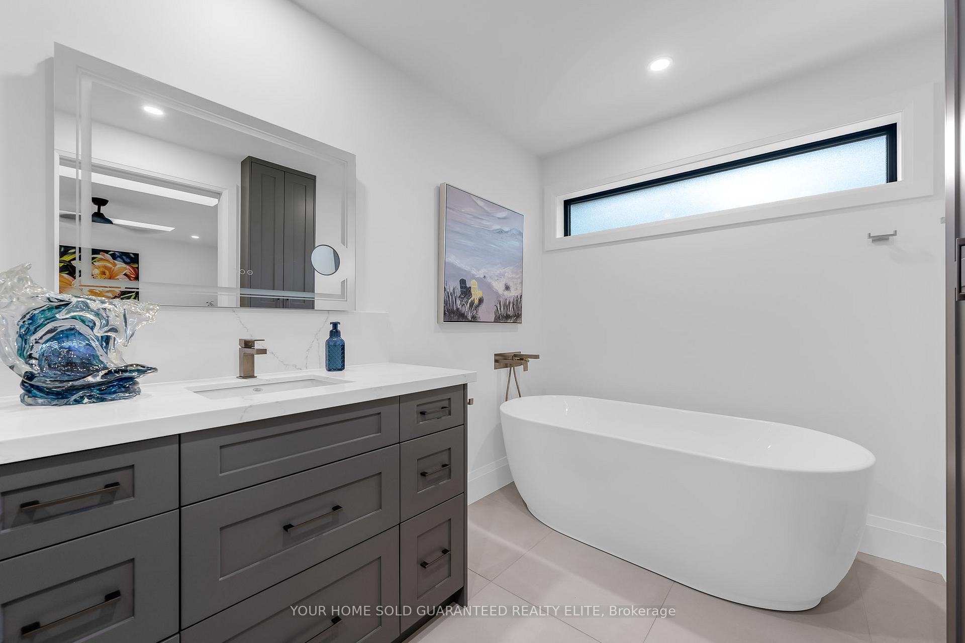 Photo 25 of 16 Whitehall Gate, Pelham, Fonthill — HOMEH