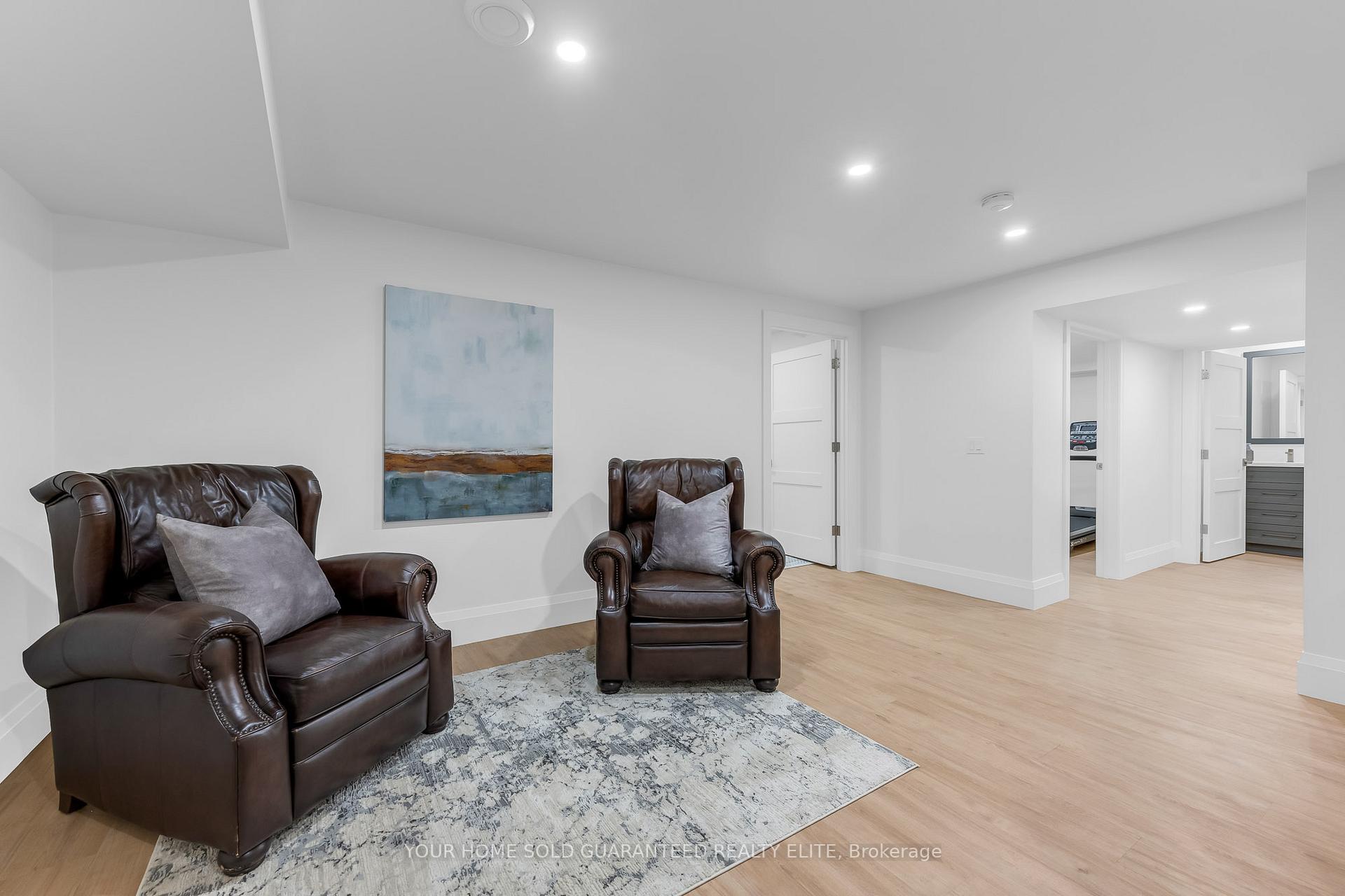 Photo 35 of 16 Whitehall Gate, Pelham, Fonthill — HOMEH