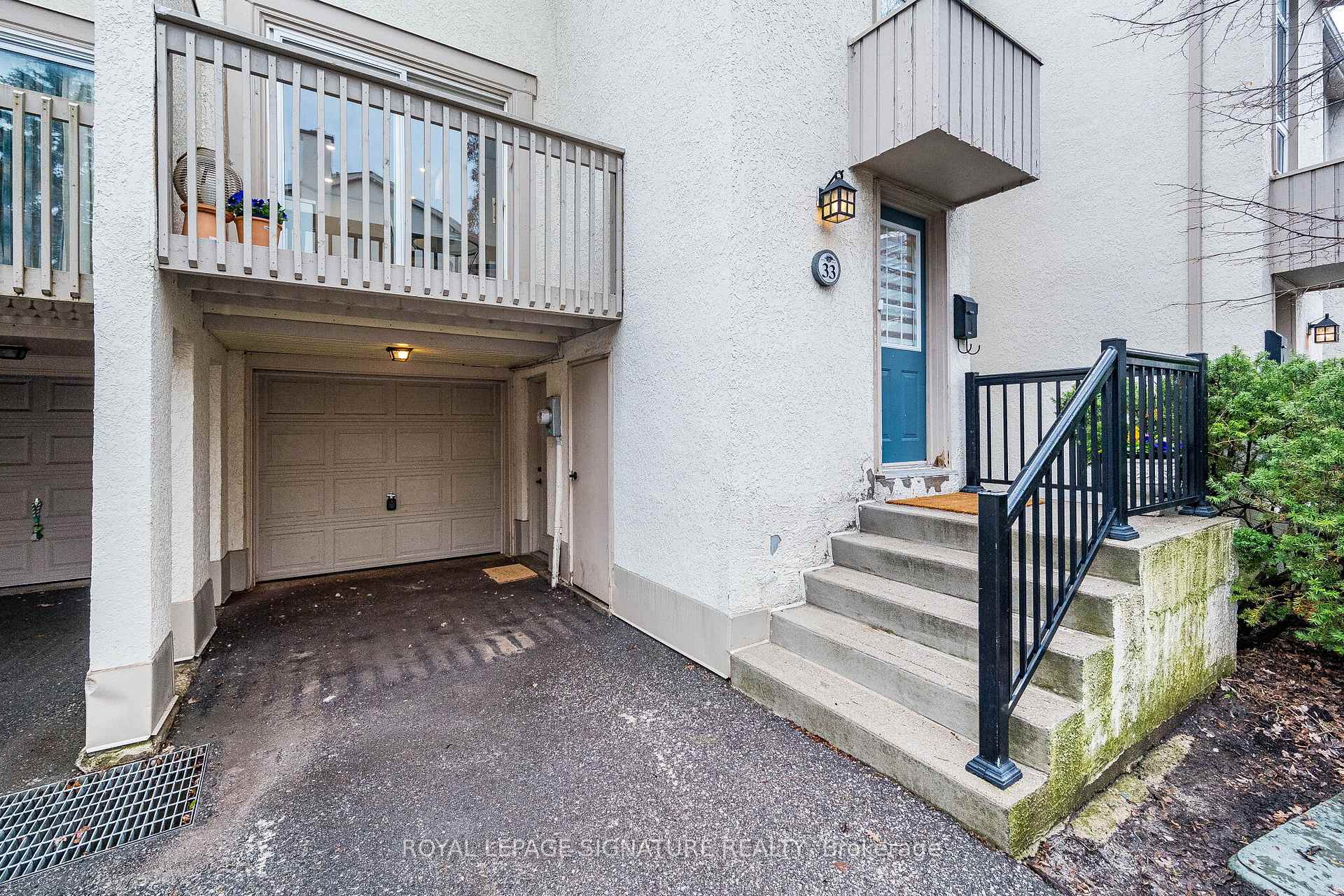 Photo 5 of 33 Cheryl Shepway, North York, Don Valley Village — HOMEH