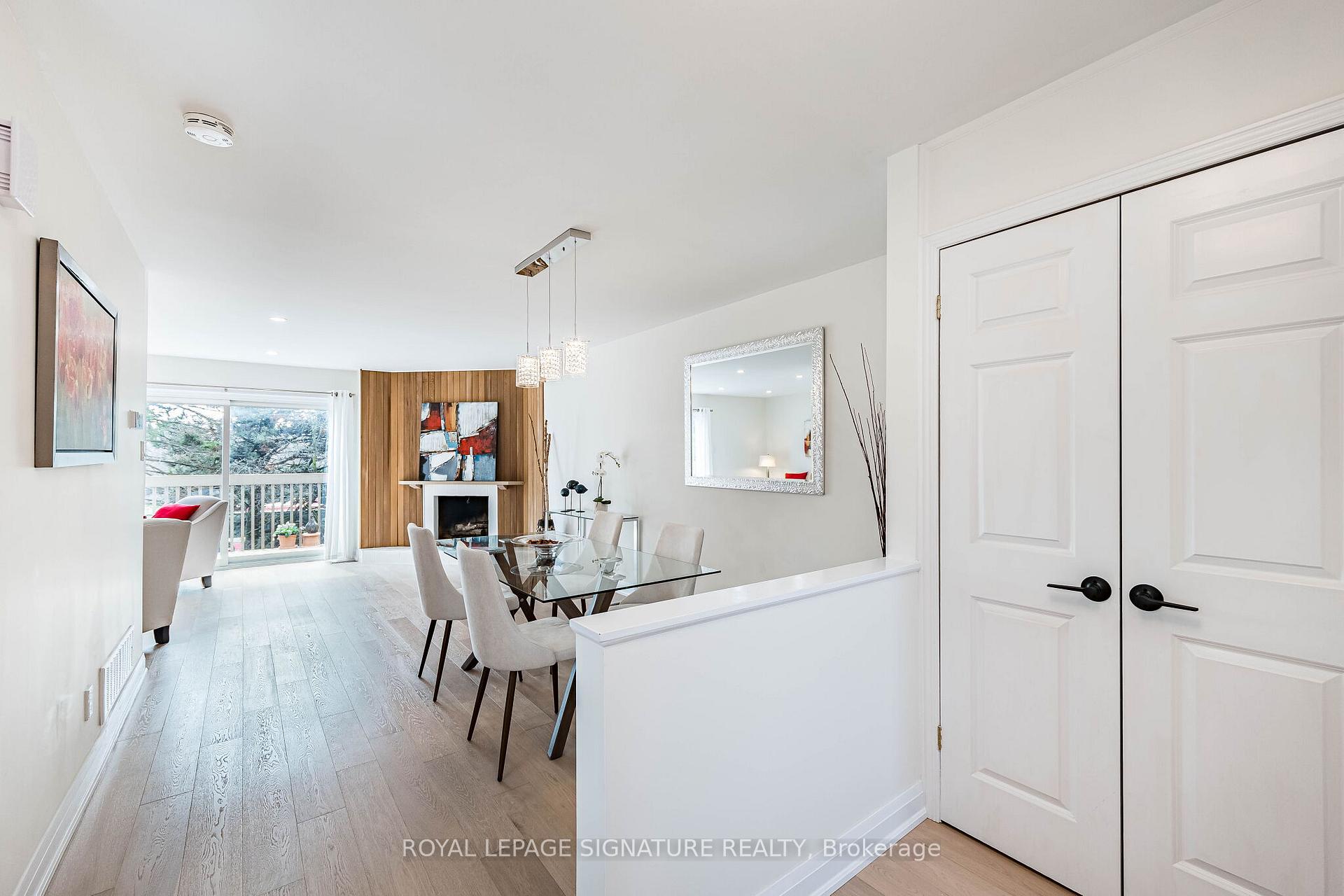 Photo 8 of 33 Cheryl Shepway, North York, Don Valley Village — HOMEH