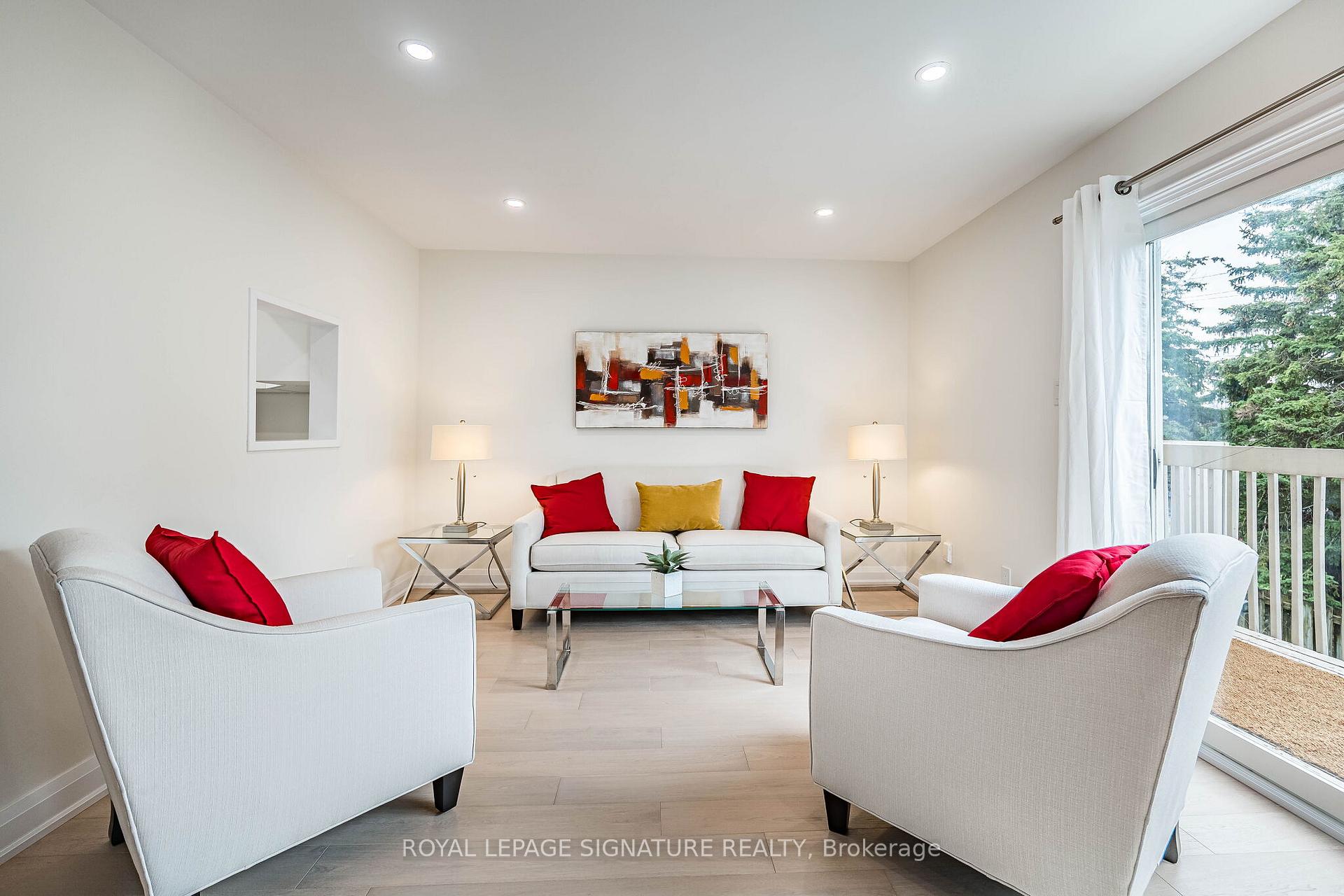 Photo 11 of 33 Cheryl Shepway, North York, Don Valley Village — HOMEH