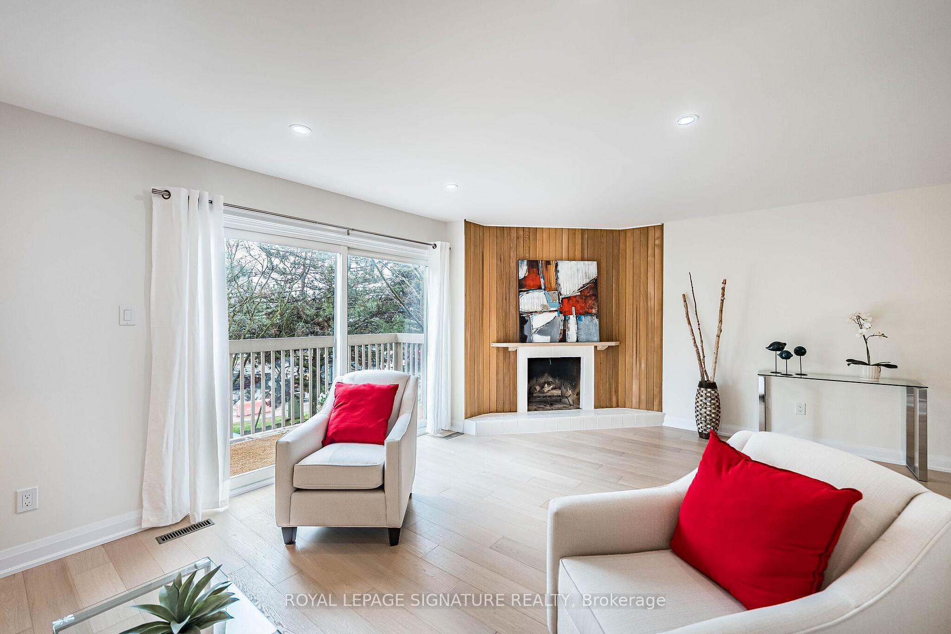 Photo 13 of 33 Cheryl Shepway, North York, Don Valley Village — HOMEH