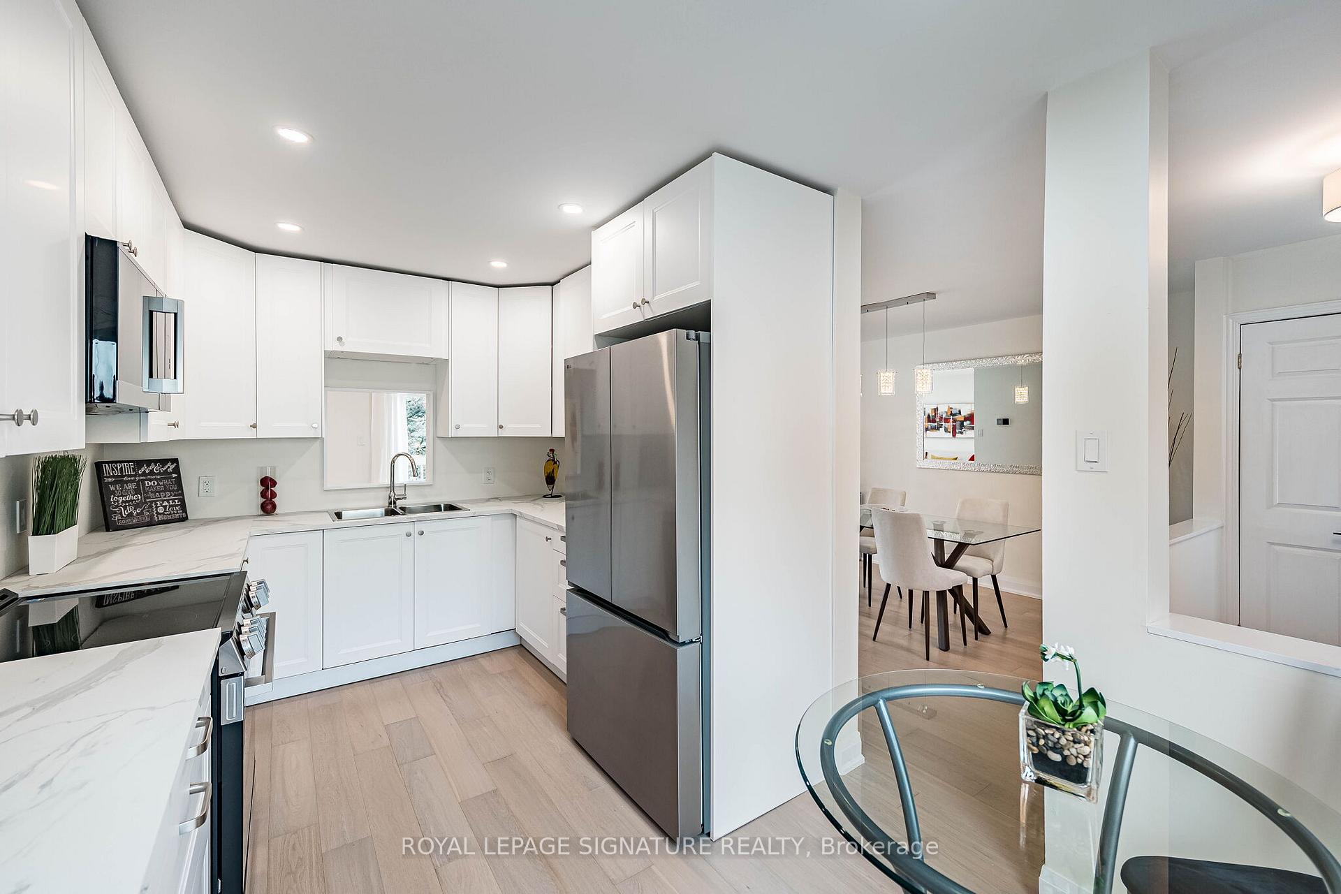 Photo 15 of 33 Cheryl Shepway, North York, Don Valley Village — HOMEH