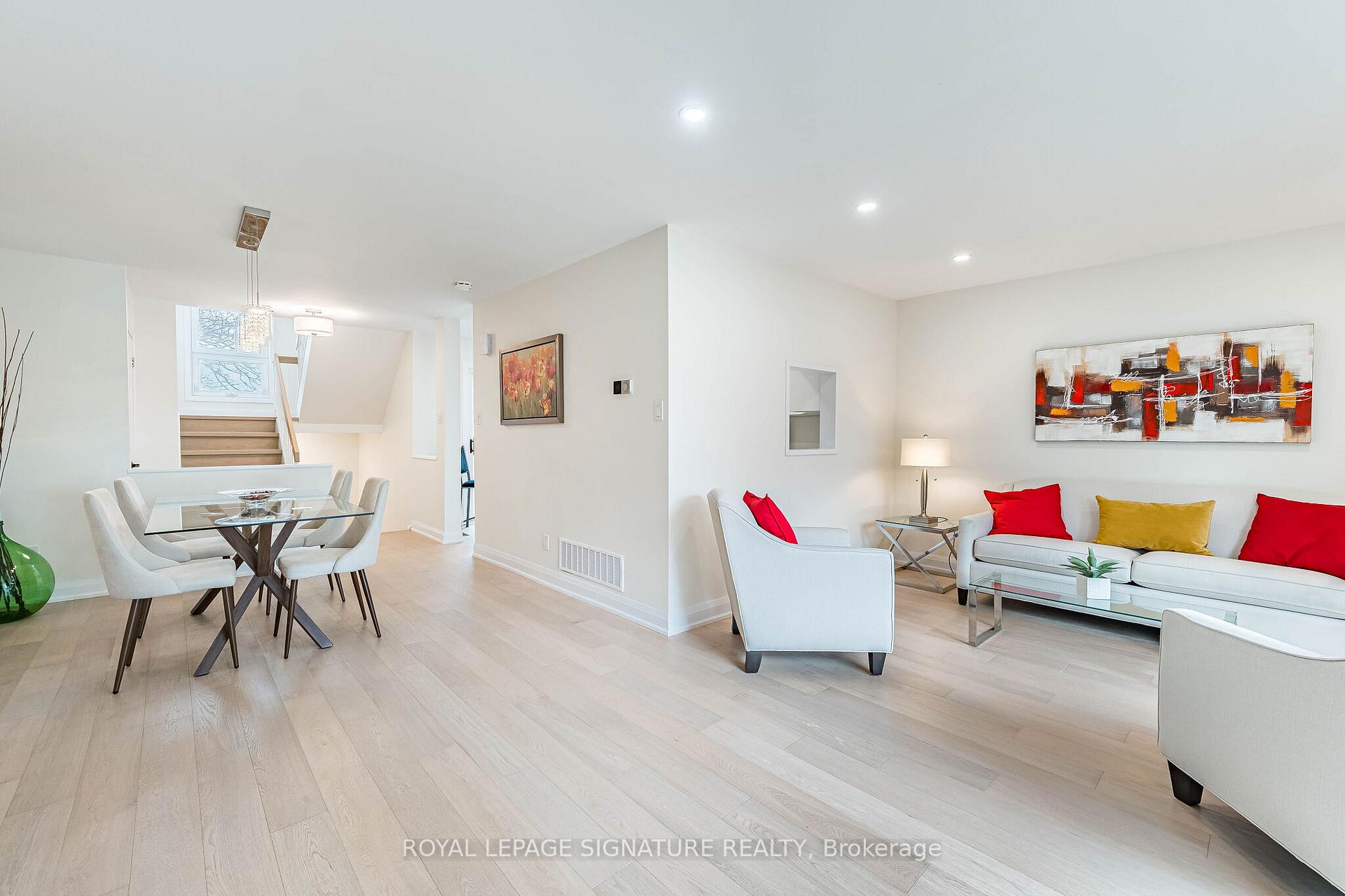 Photo 25 of 33 Cheryl Shepway, North York, Don Valley Village — HOMEH