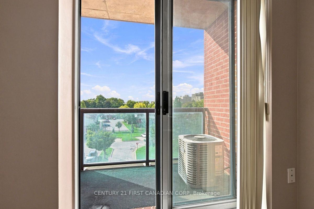 Photo 30 of Unit 310, 30 Chapman Court, London, North I — HOMEH