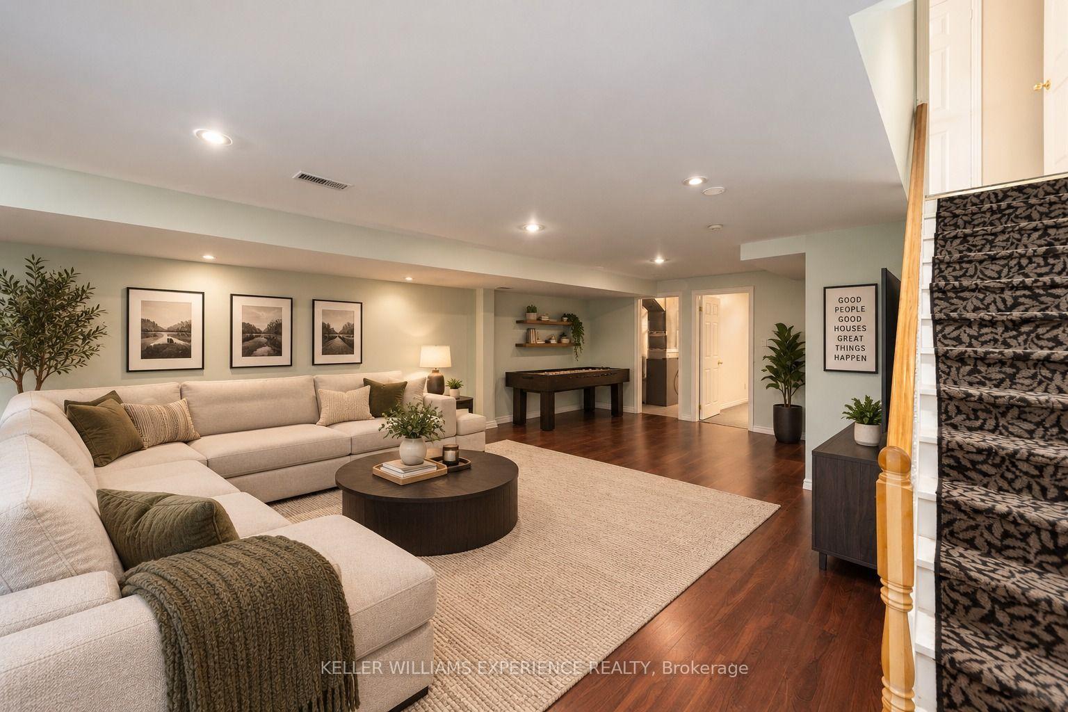 Photo 18 of 4 Castle Park Boulevard, Vaughan, Sonoma Heights — HOMEH