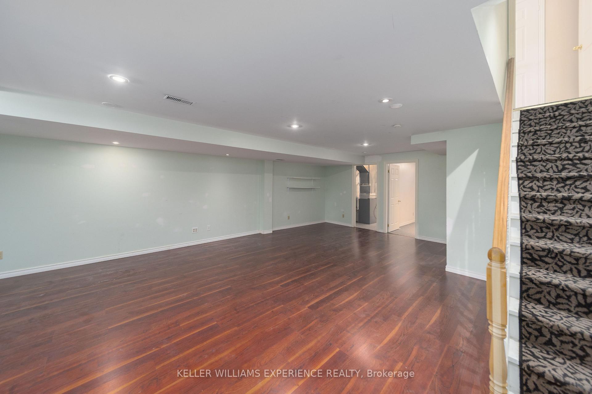 Photo 19 of 4 Castle Park Boulevard, Vaughan, Sonoma Heights — HOMEH