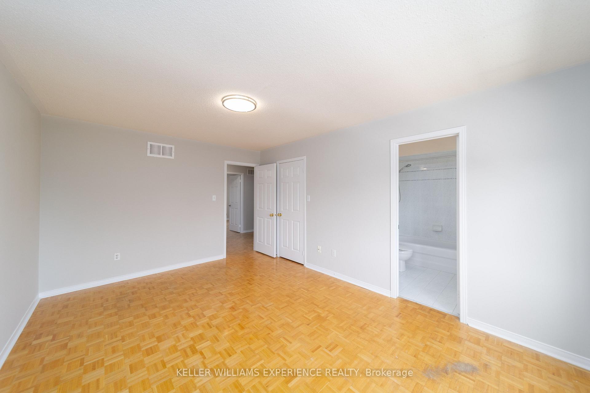 Photo 22 of 4 Castle Park Boulevard, Vaughan, Sonoma Heights — HOMEH
