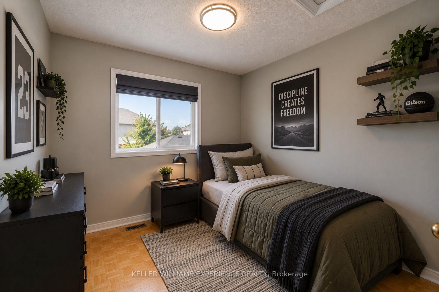 Photo 23 of 4 Castle Park Boulevard, Vaughan, Sonoma Heights — HOMEH