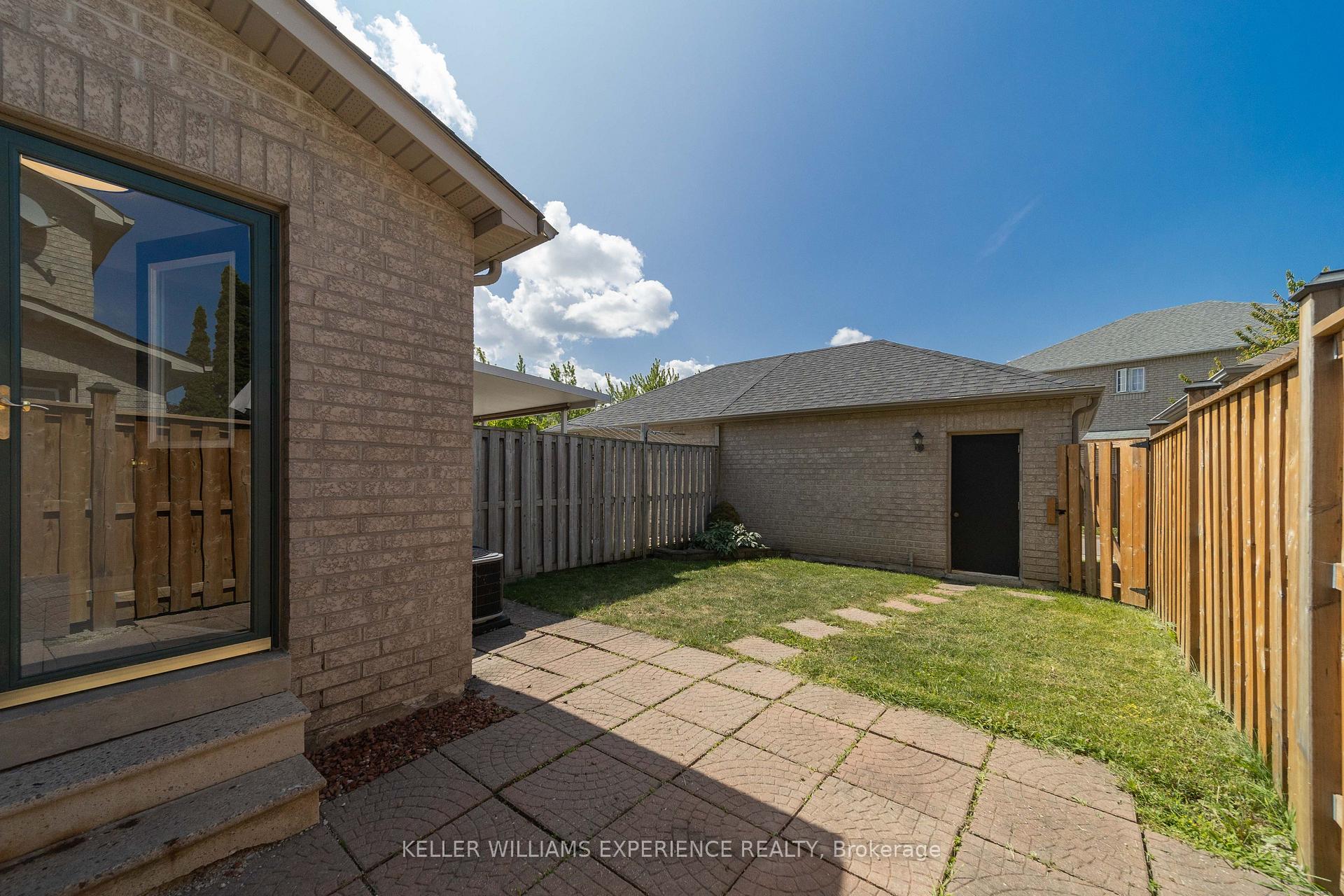 Photo 39 of 4 Castle Park Boulevard, Vaughan, Sonoma Heights — HOMEH