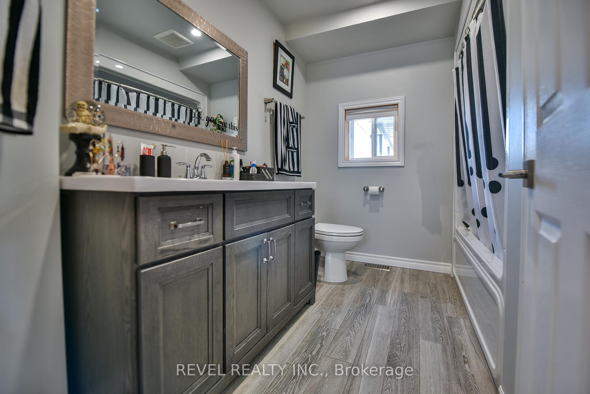 Photo 10 of 239 Maple Street N, Timmins, TNE - North — HOMEH