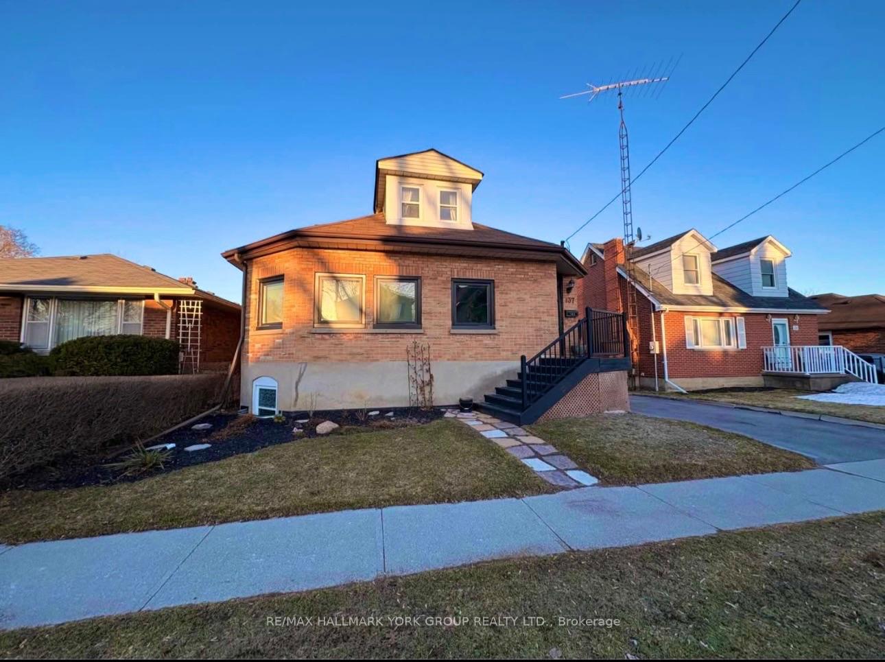 Photo 1 of 137 Rosehill Boulevard, Oshawa, McLaughlin — HOMEH