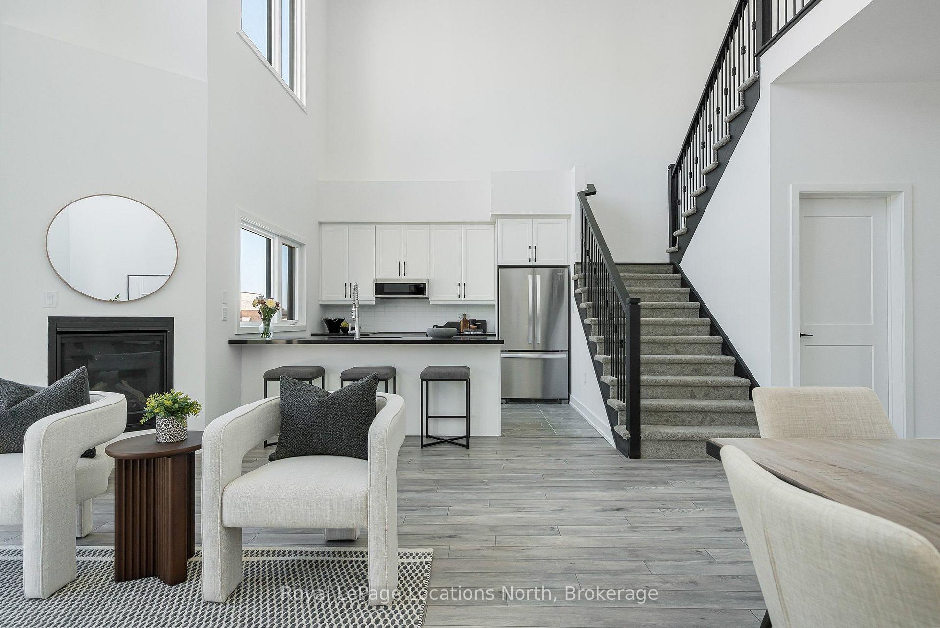 Photo 8 of 214 Stoneleigh Drive, Blue Mountains — HOMEH
