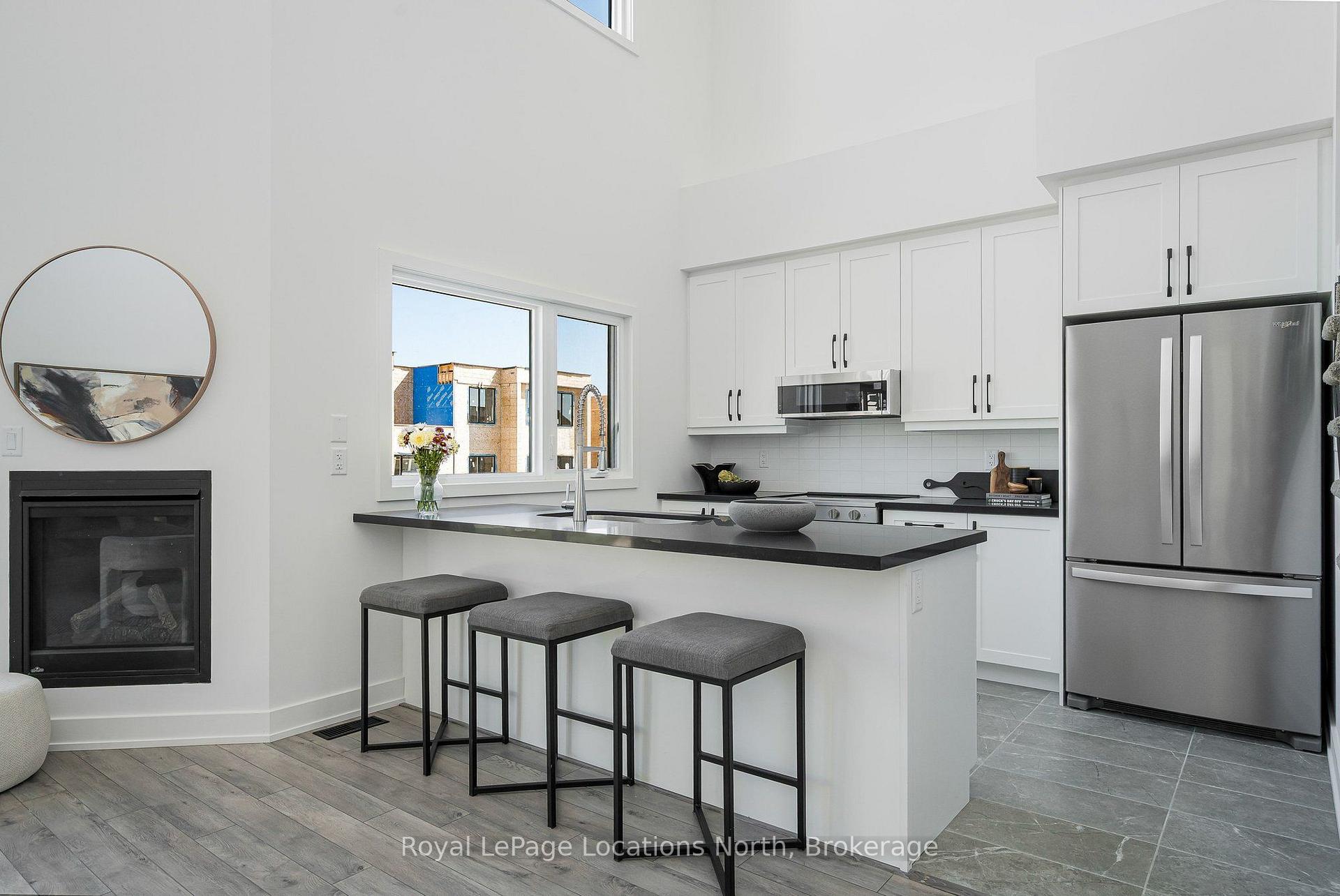 Photo 13 of 214 Stoneleigh Drive, Blue Mountains — HOMEH