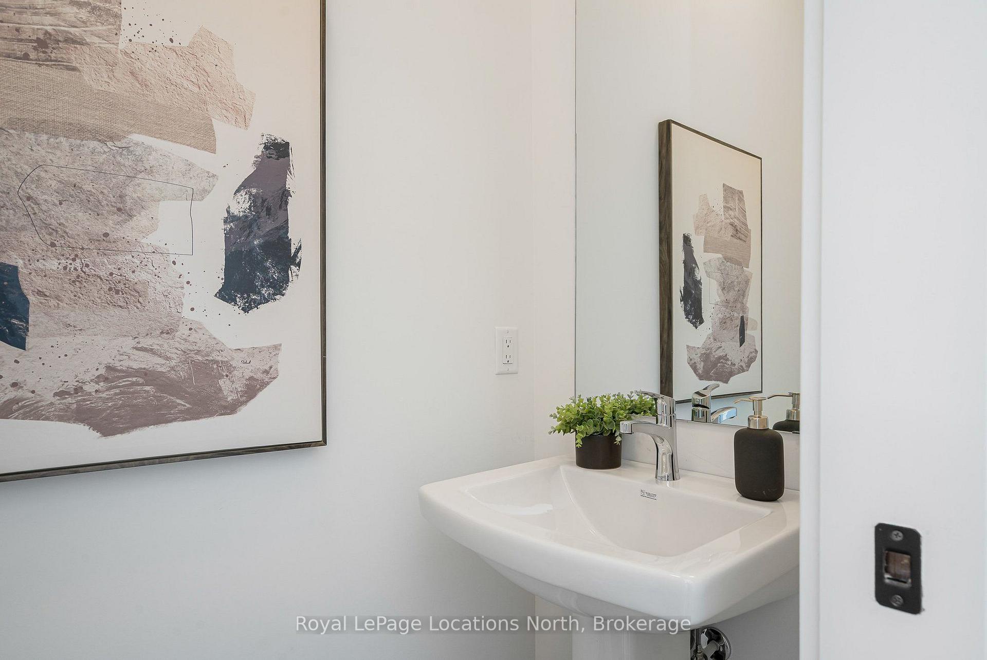 Photo 17 of 214 Stoneleigh Drive, Blue Mountains — HOMEH